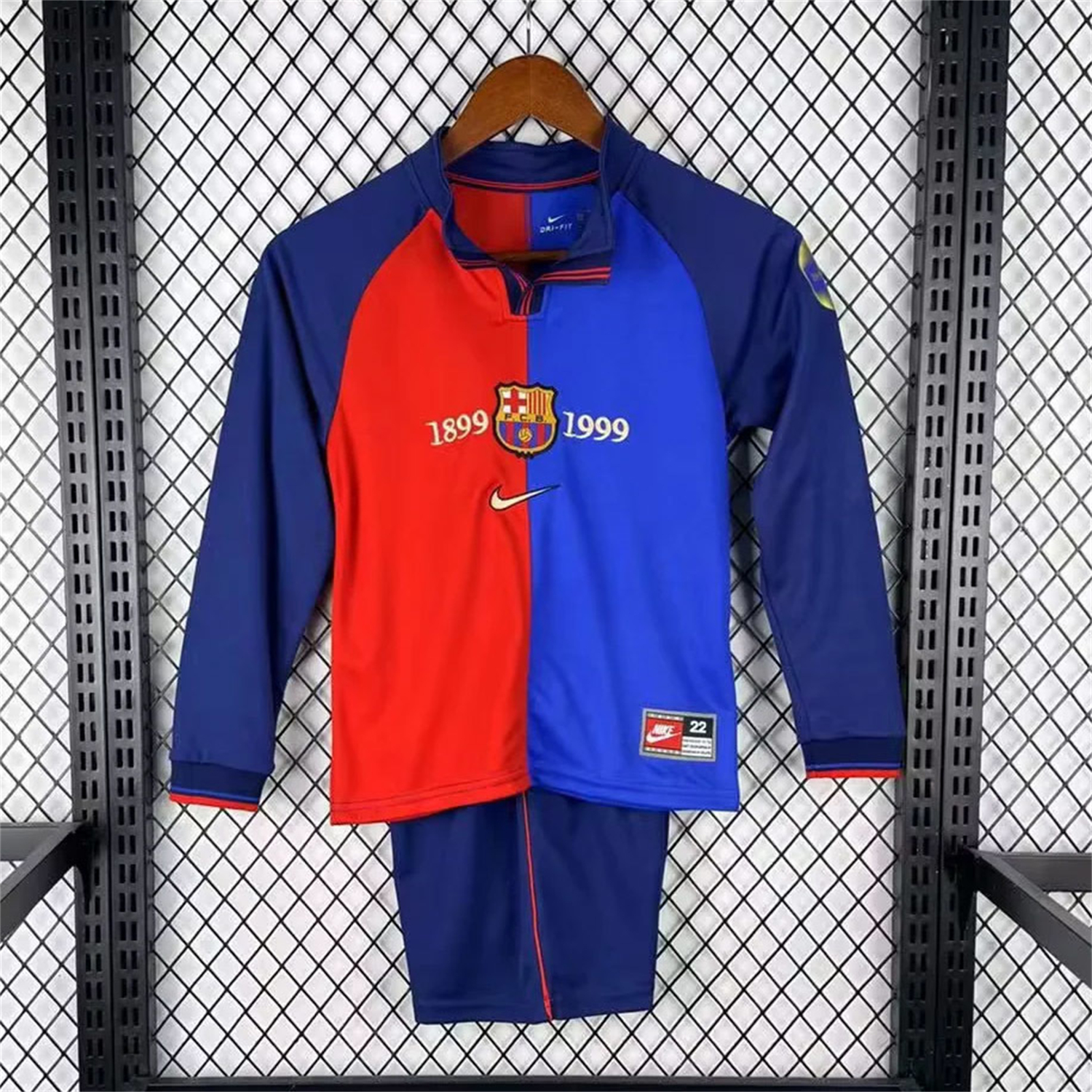 AlphaJersey-Retro Barcelona 99-00 Home 100th anniversary Long Sleeves Kids Kit