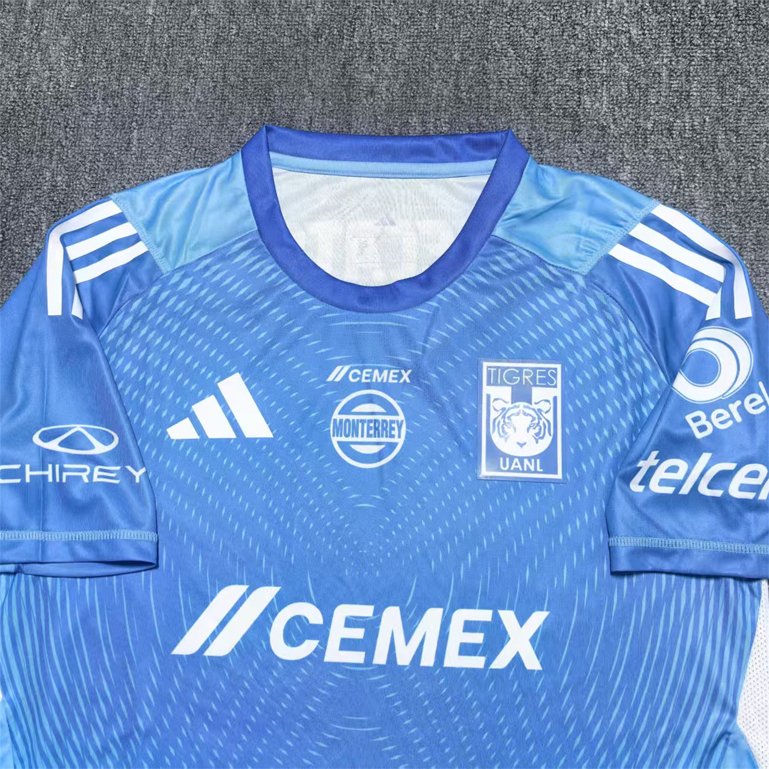 AlphaJersey-Tigres UANL 25-26 Blue Goalkeeper Jersey - Fans Version