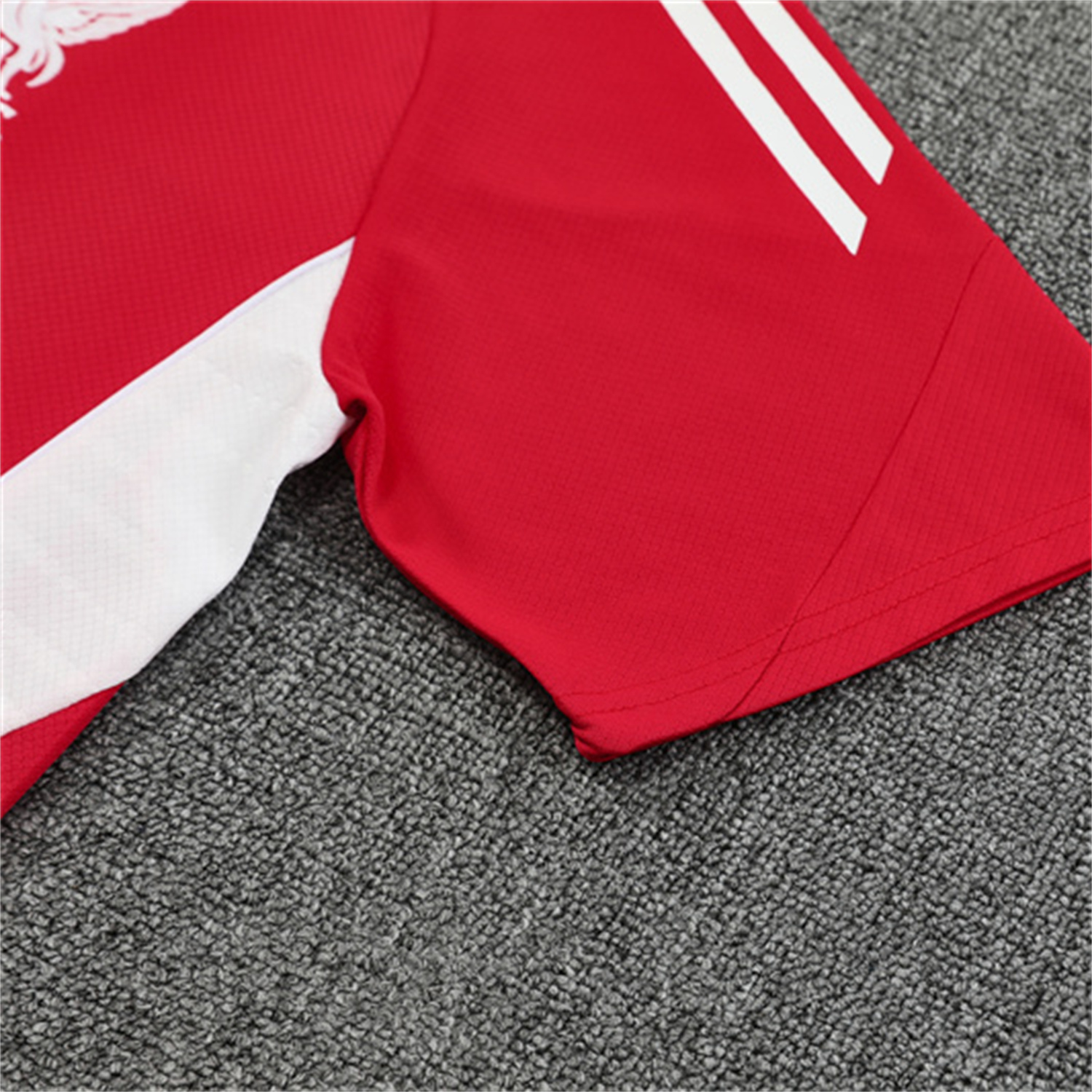 AlphaJersey-Liver.pool 25-26 Kids Short-Sleeve Training Set - Red Top & Black Shorts