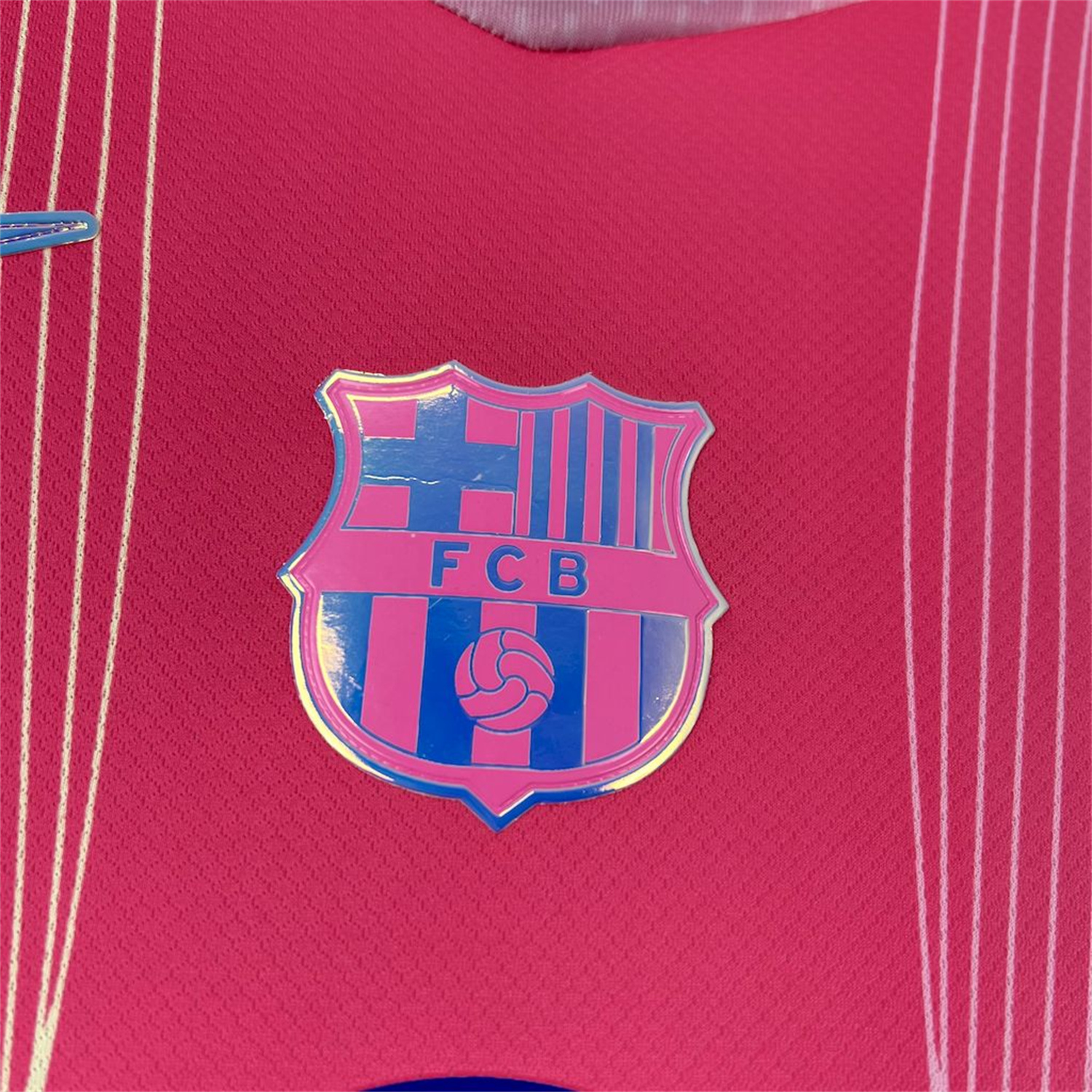 AlphaJersey-Barcelona 25-26 T90 White Lines Pink Gradient Special Jersey - Fans Version