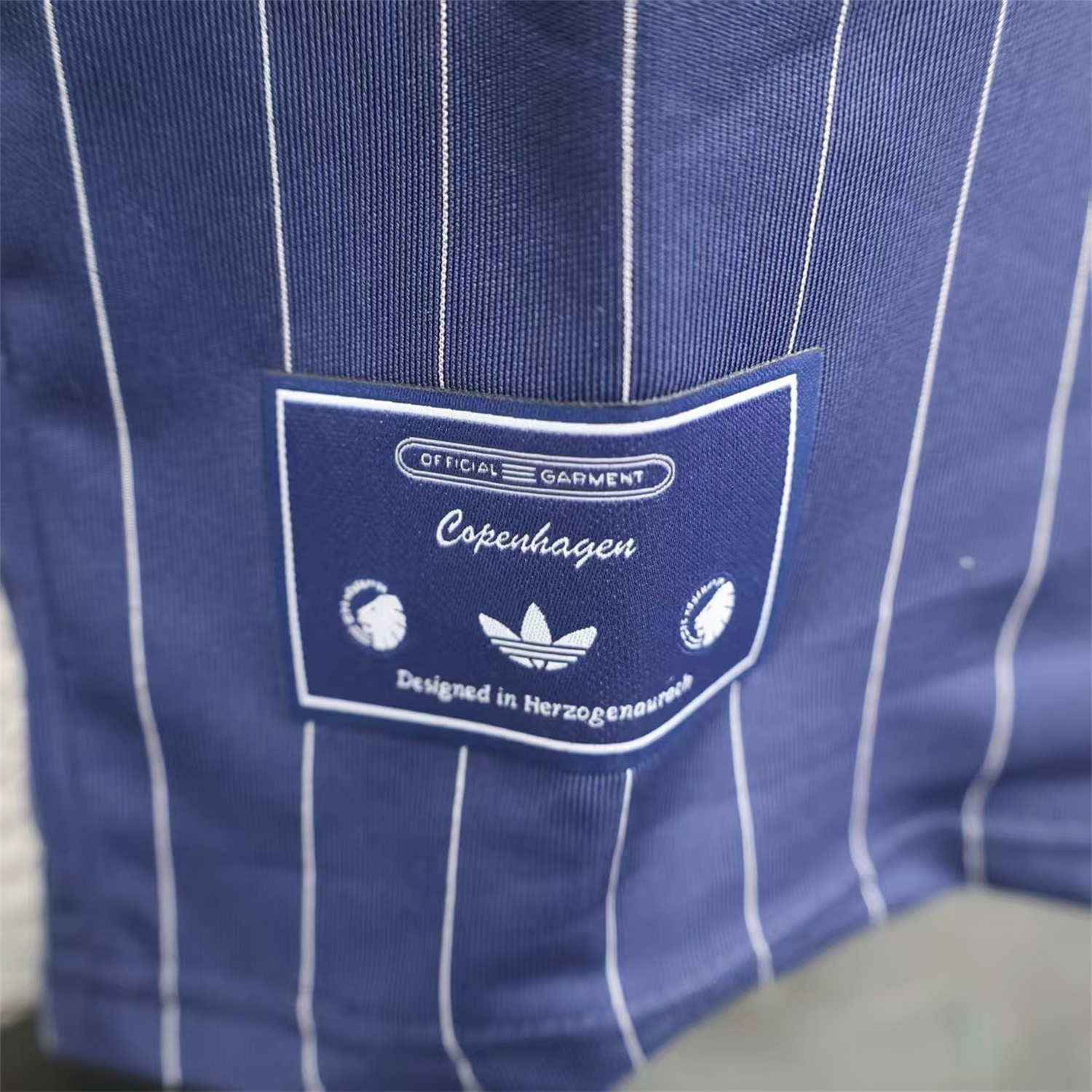 AlphaJersey-Newcastle United 25-26 Icon Range Travel Special Edition Deep Blue Jersey - Player Version