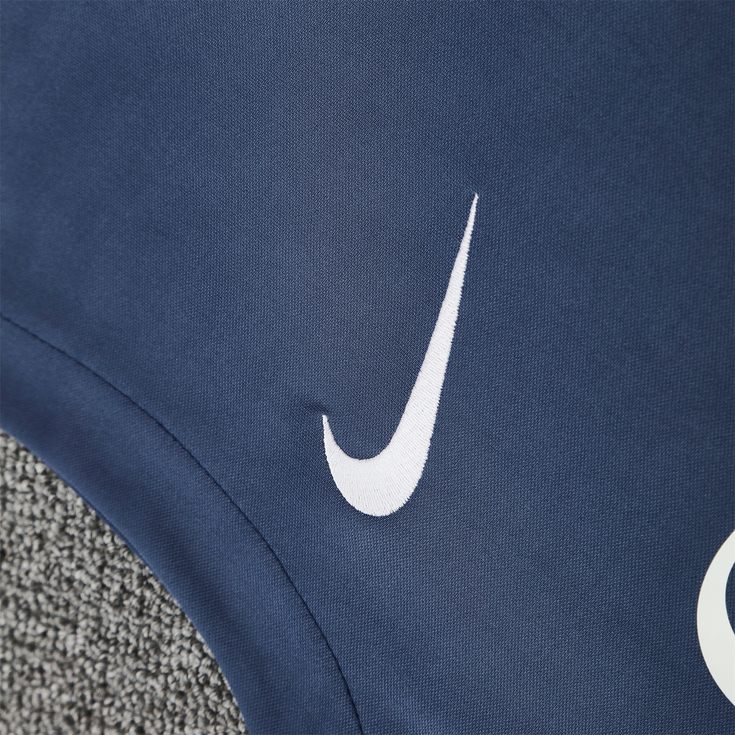 AlphaJersey-Paris Saint-Germain PSG 25-26 Vest Training Set - Deep Blue Vest & Deep Blue Shorts