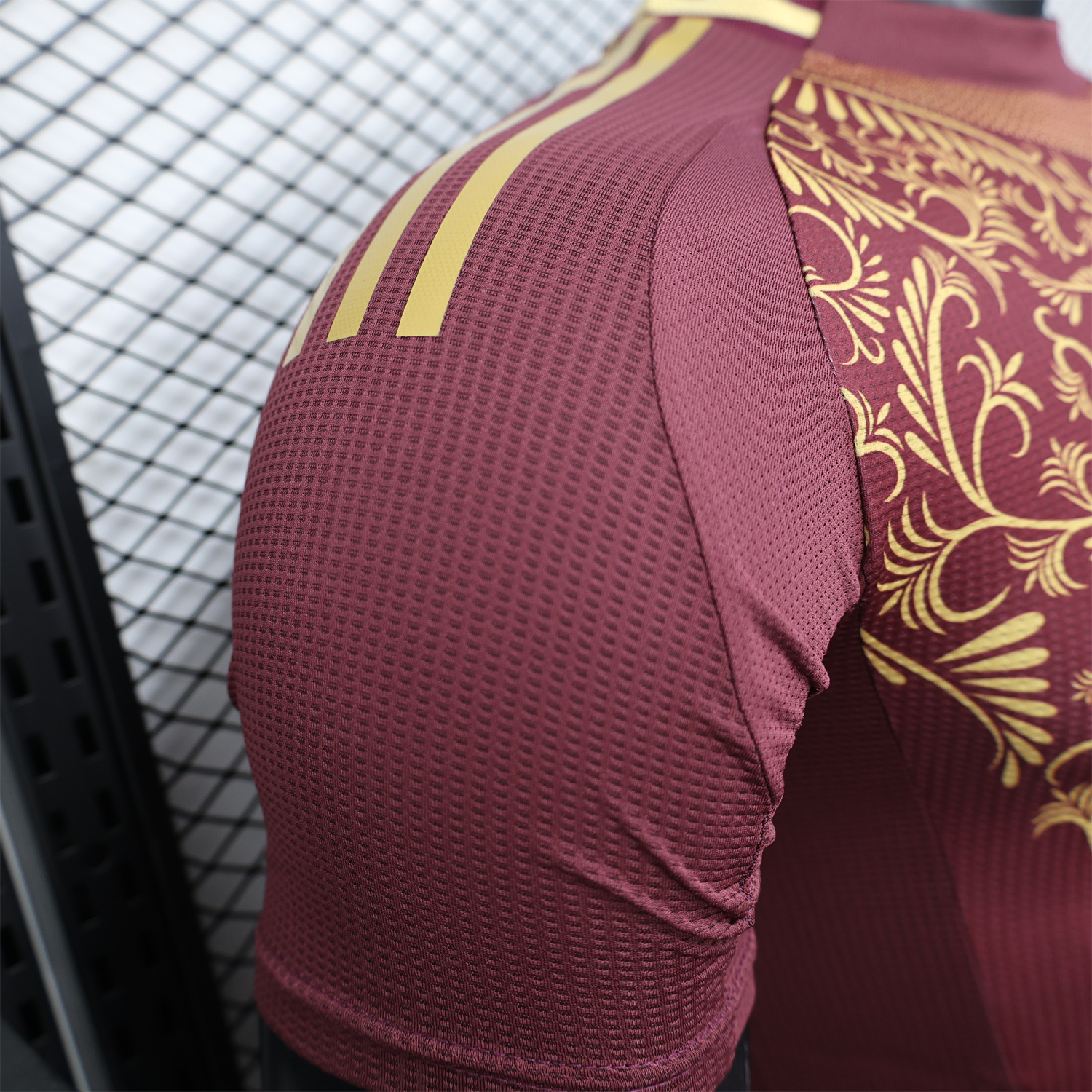 AlphaJersey-Algeria 25-26 Burgundy Jersey with Chest Pattern Decoration - Player Version