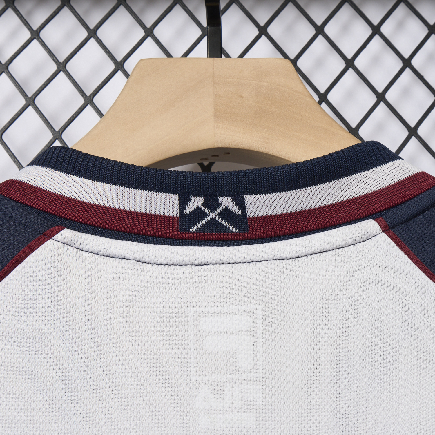AlphaJersey-Retro West Ham United 1999-01 Away Jersey