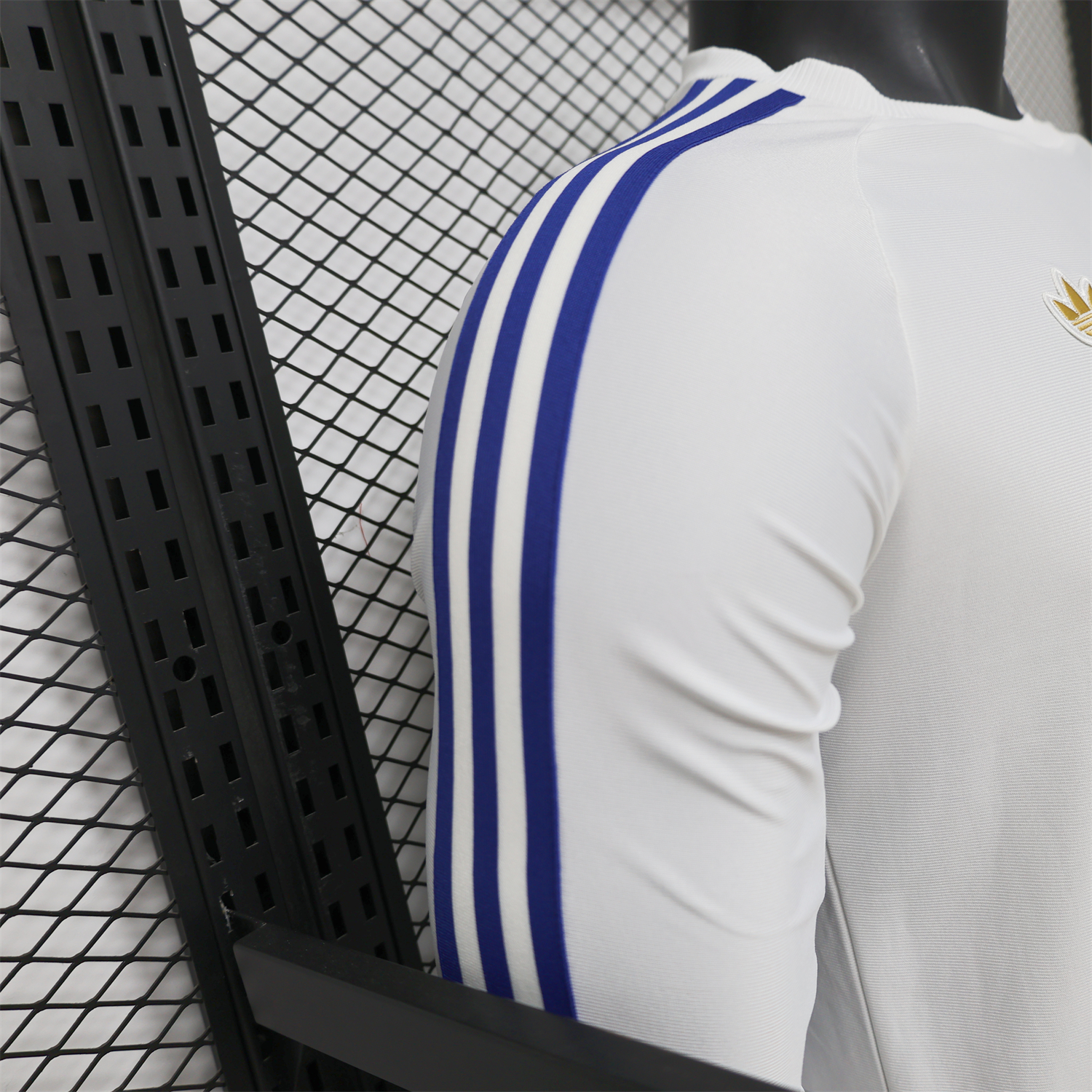 AlphaJersey-Leeds United 25-26 Icon Travel Special White Long Sleeves Jersey - Player Version