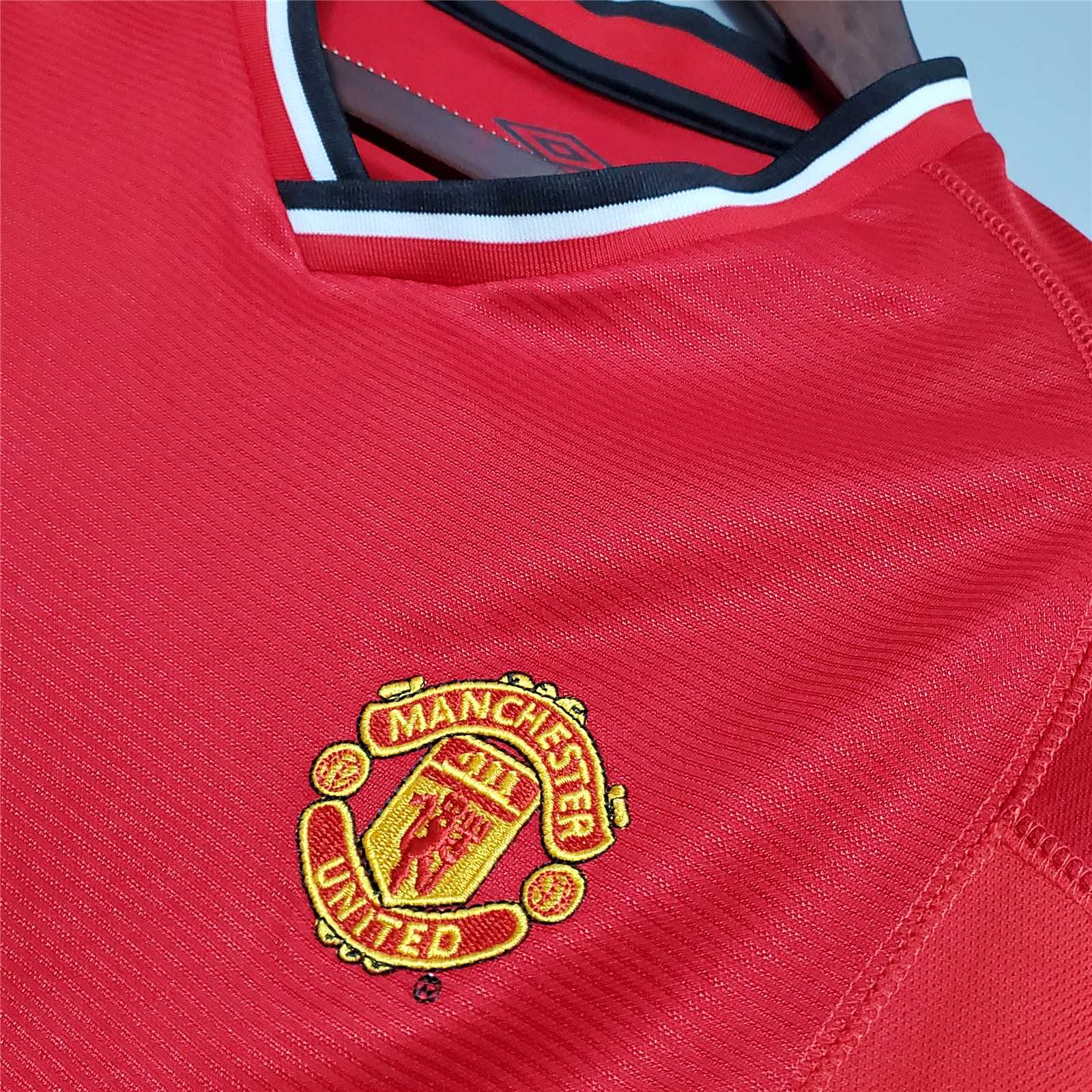AlphaJersey-Retro Manchester United 00-02 Home Jersey