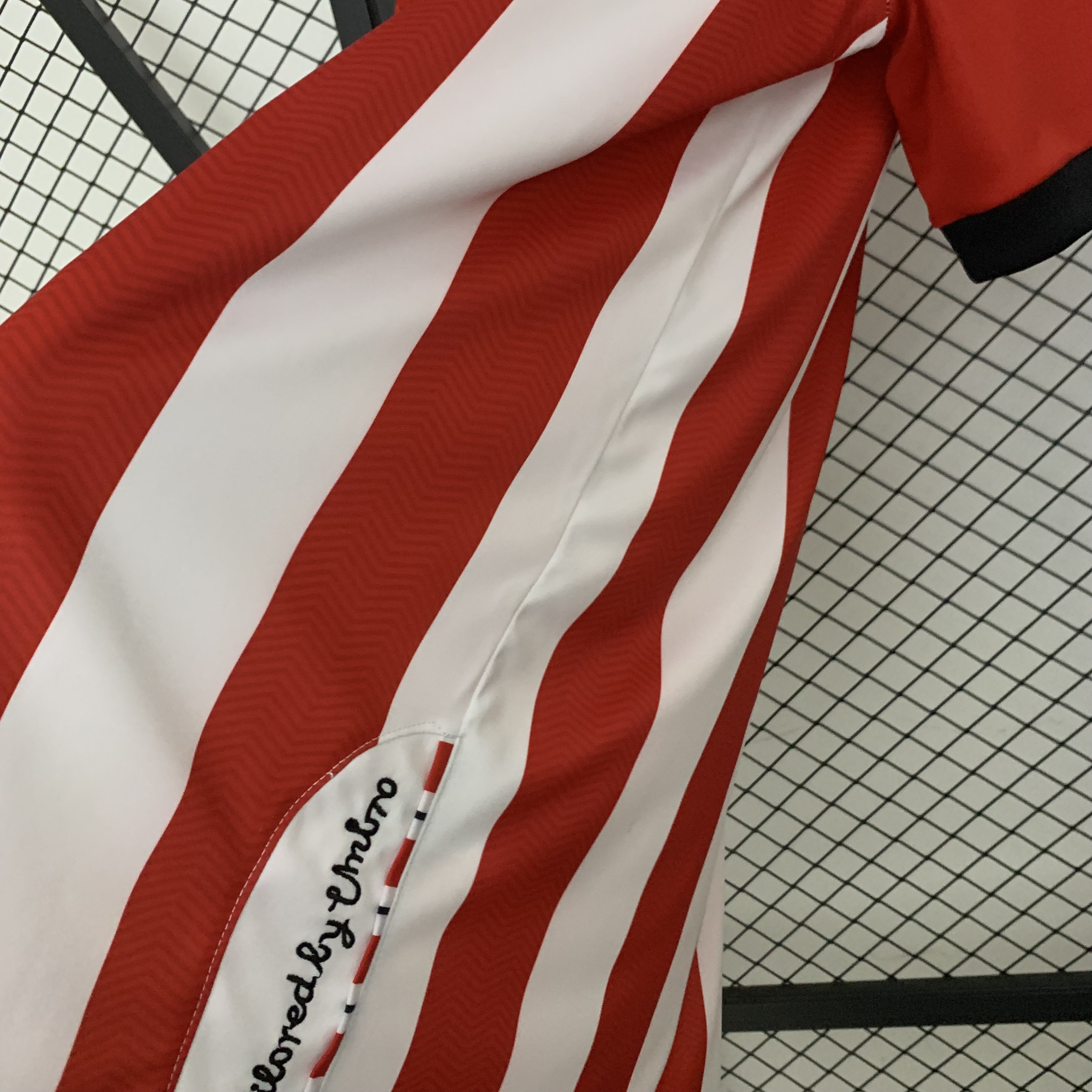 AlphaJersey-Retro Athletic Bilbao 2011-12 Home Jersey