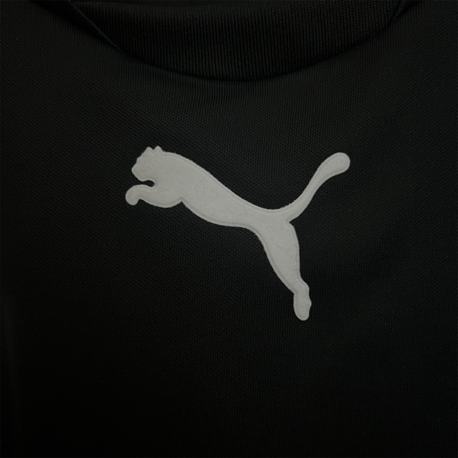 AlphaJersey-Retro Colo Colo 2003 Away Jersey