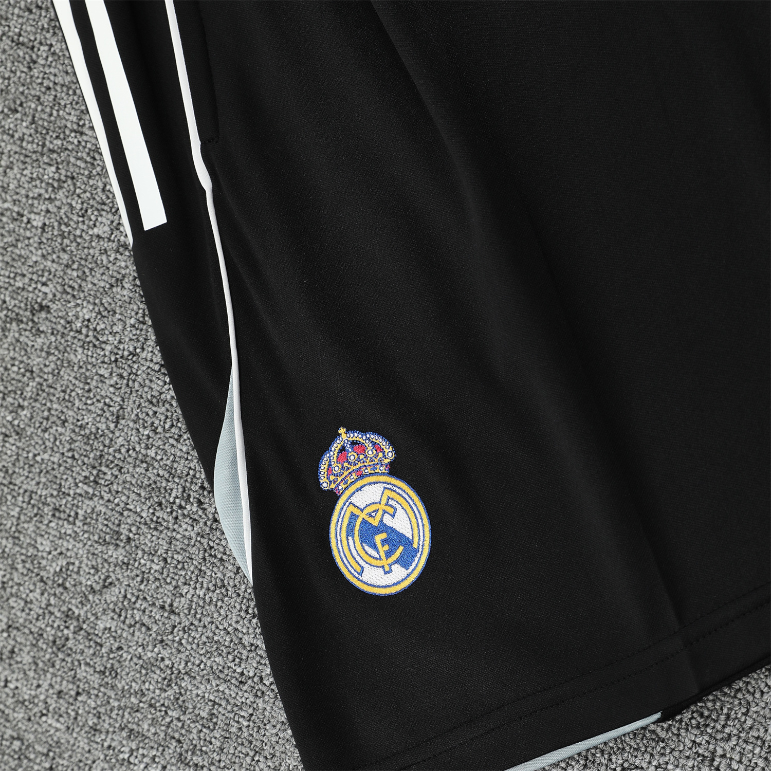AlphaJersey-Real Madrid 25-26 Short-Sleeve Training Set - Blue Purple Curve Pattern Top & Black Shorts