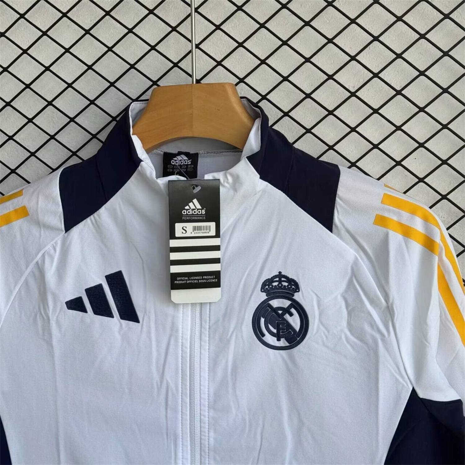 AlphaJersey-Real Madrid 25-26 Windbreaker Training Set - White Top and Black Pants