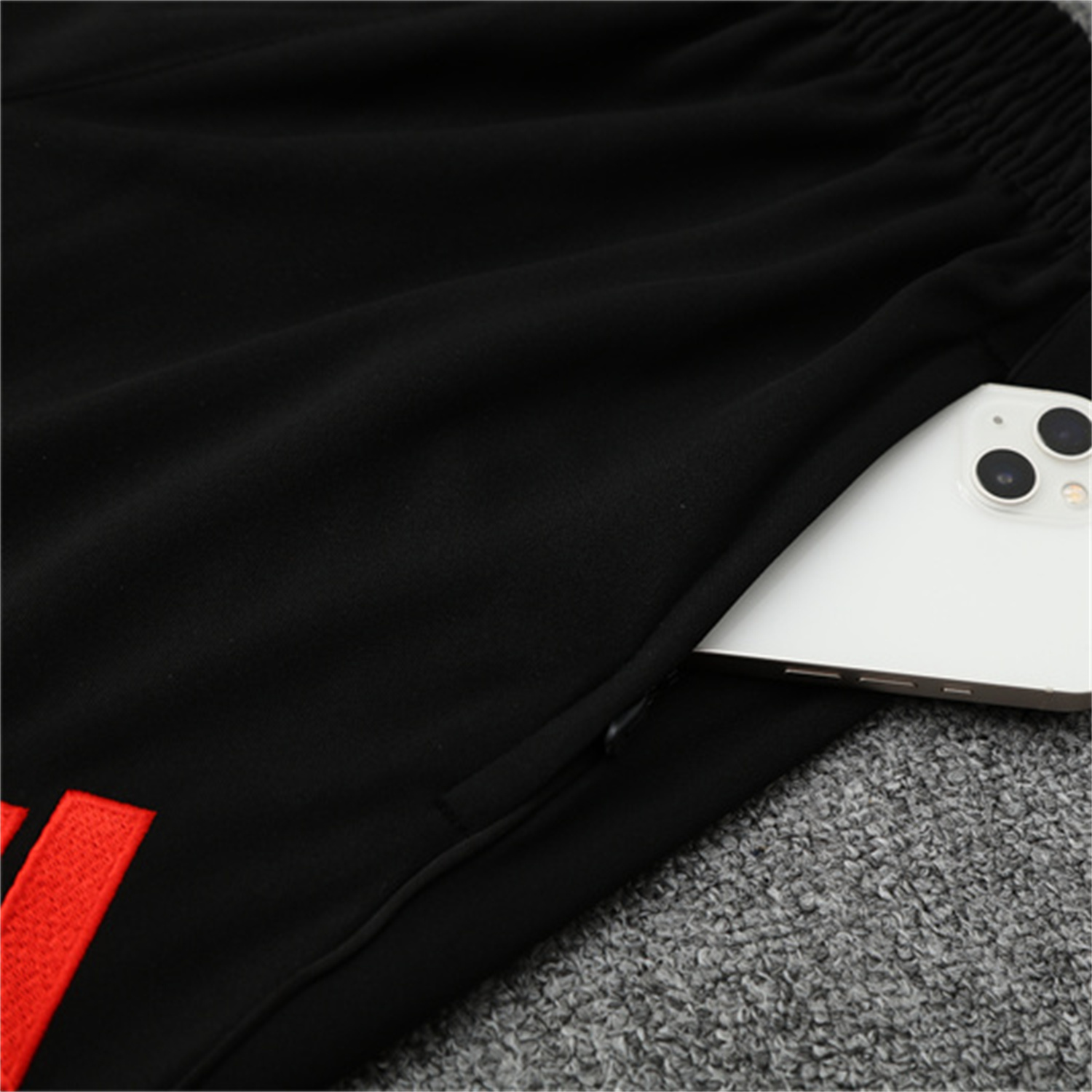 AlphaJersey-Liver.pool 25-26 Kids Long Sleeve Training Set - White Top & Black Pants
