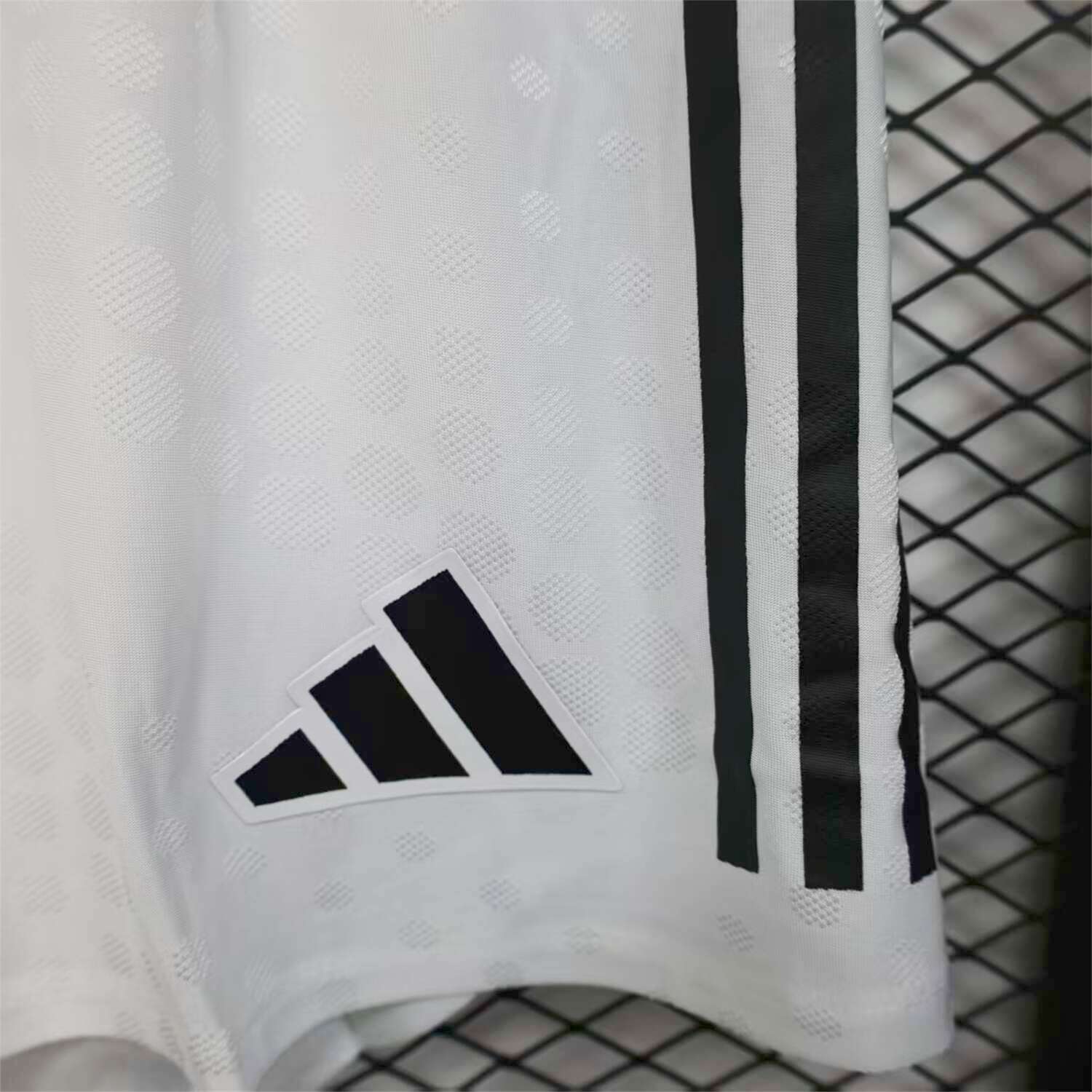 AlphaJersey-Newcastle United 25-26 Home White Shorts - Player Version