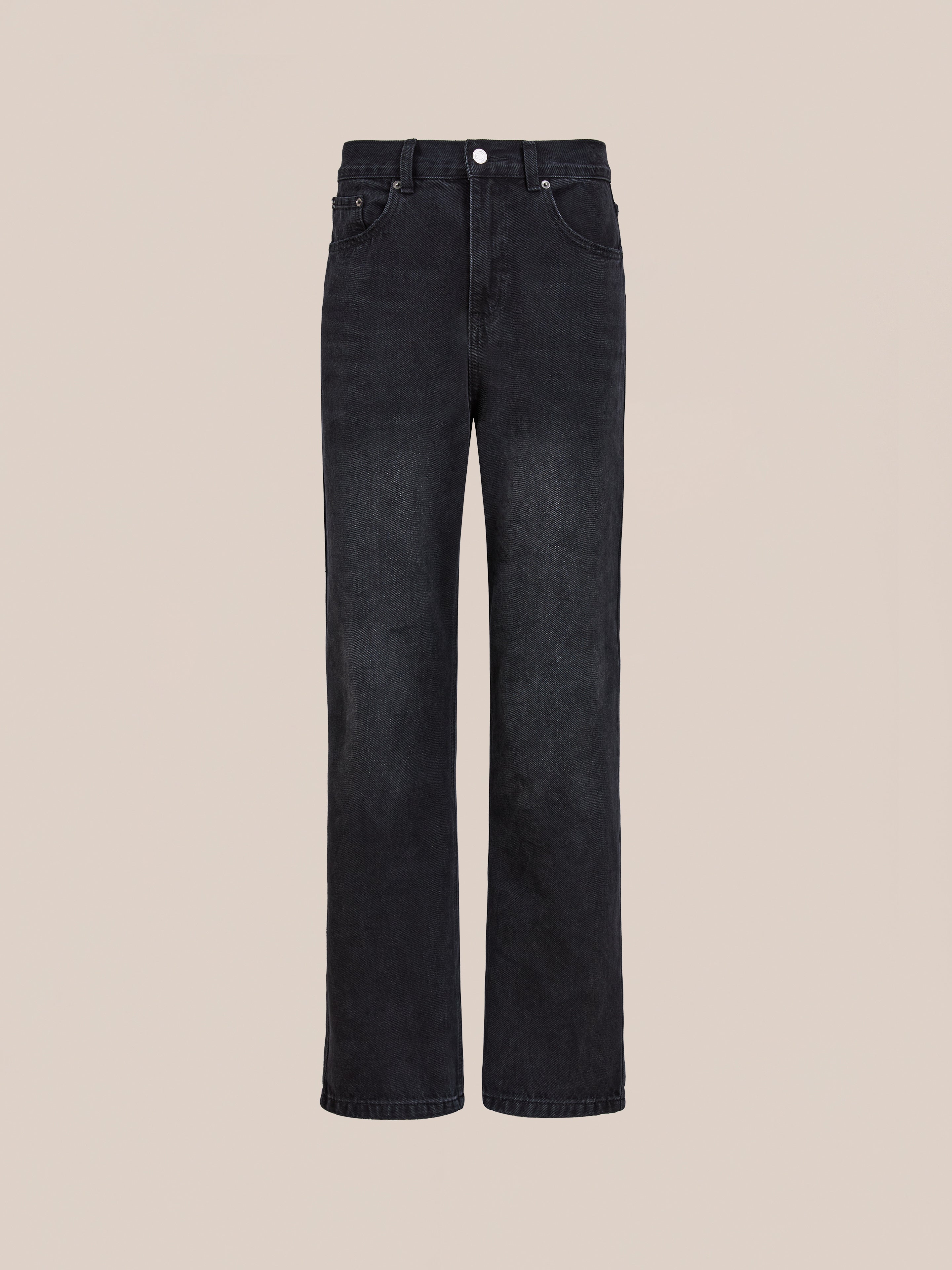 Straight Leg Jeans | Modern Menswear by yycbvcnbmmnbm