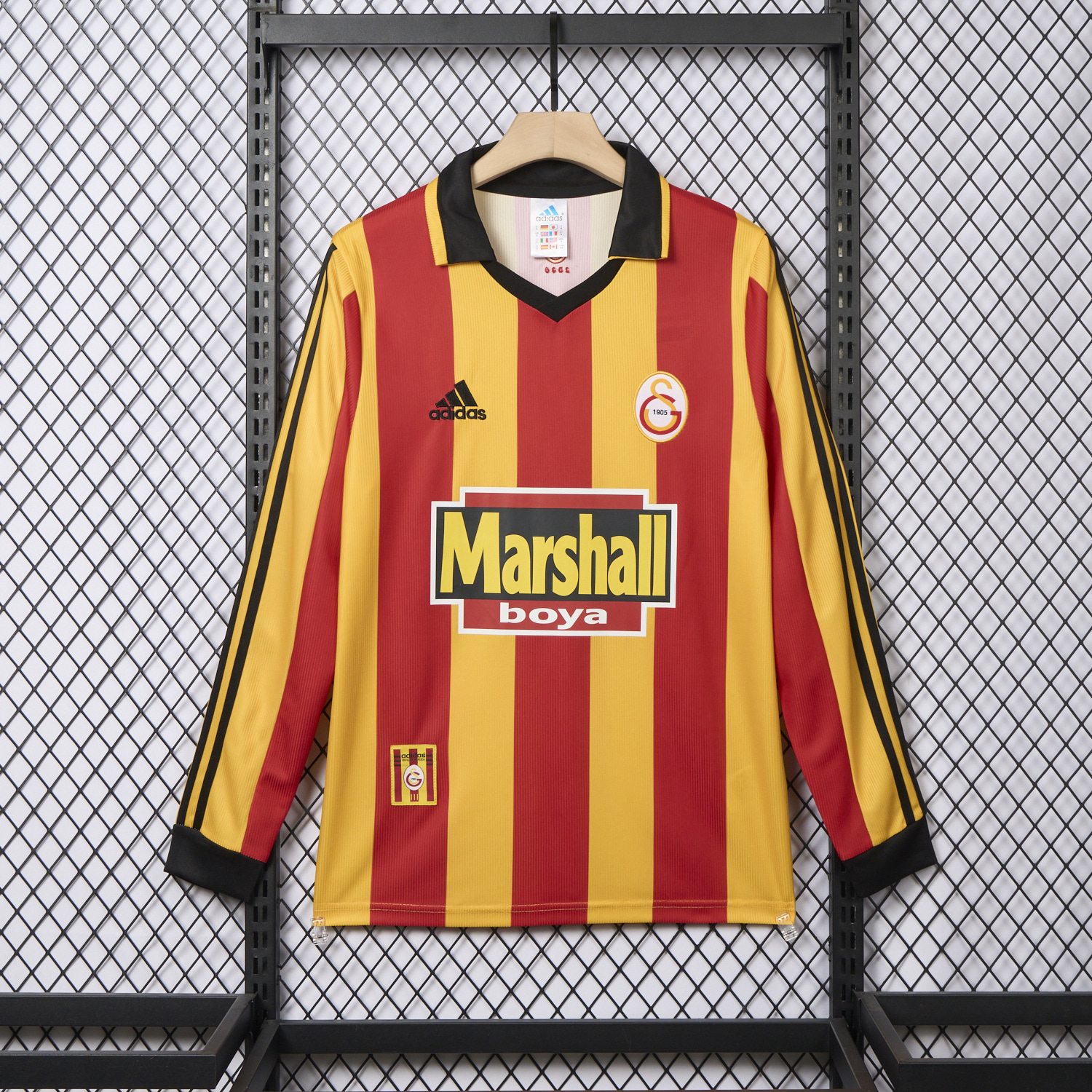 AlphaJersey-Retro Galatasaray 1999-00 Home Long Sleeves Jersey