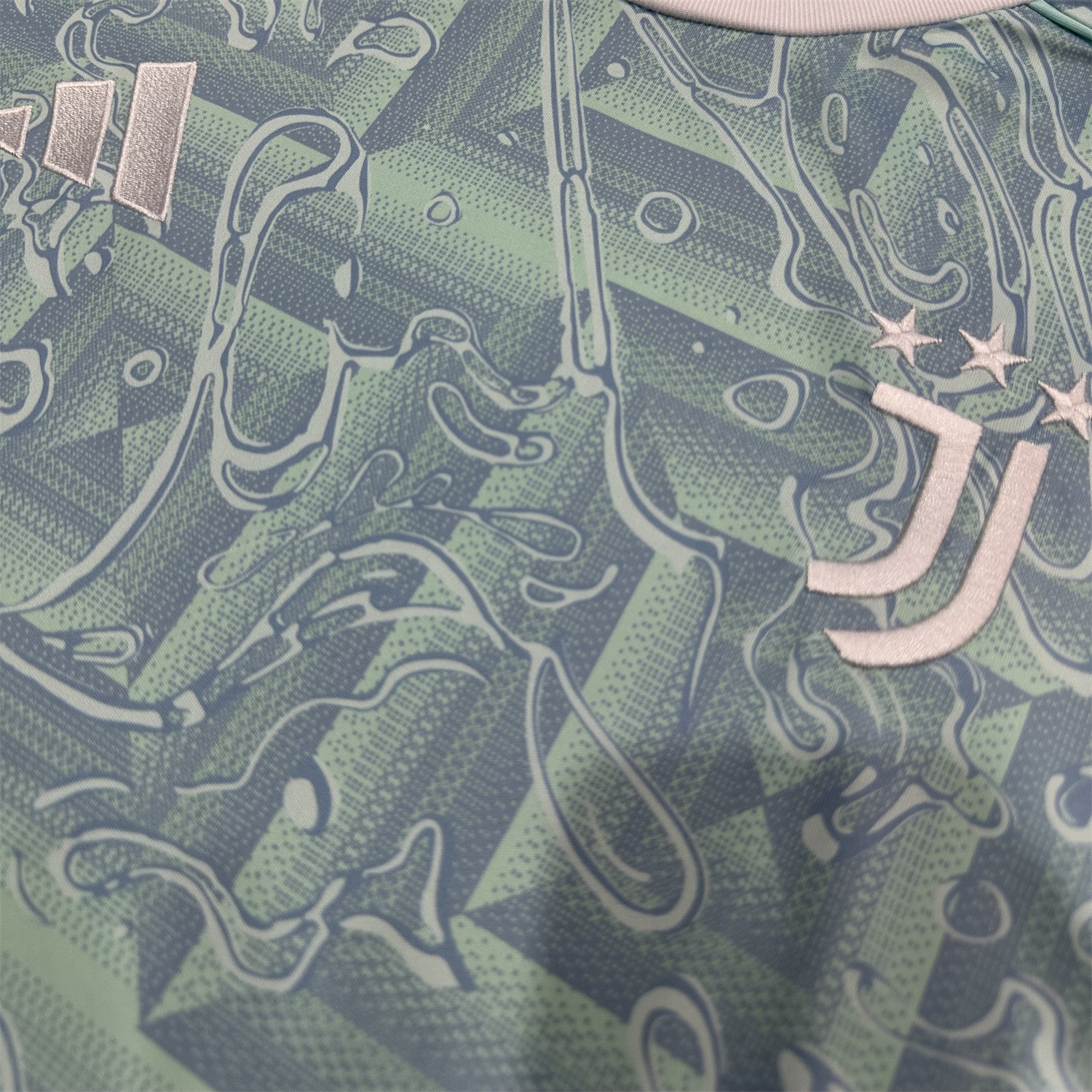 AlphaJersey-Juventus 25-26 Away Jersey (Leaked Version) - Fans Version