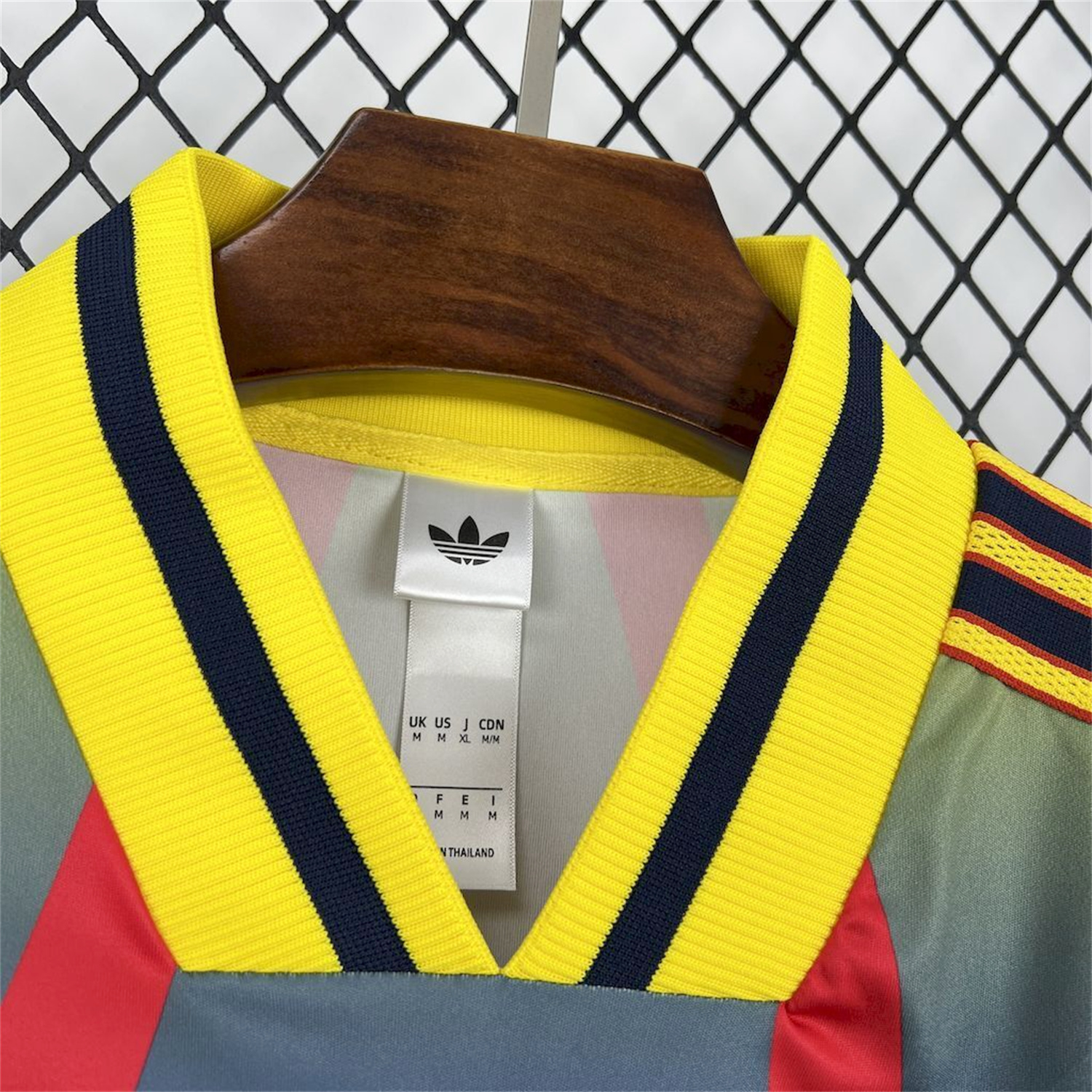 AlphaJersey-Arsenal 25-26 Red Yellow Blue LFSTLR Jersey - Fans Version