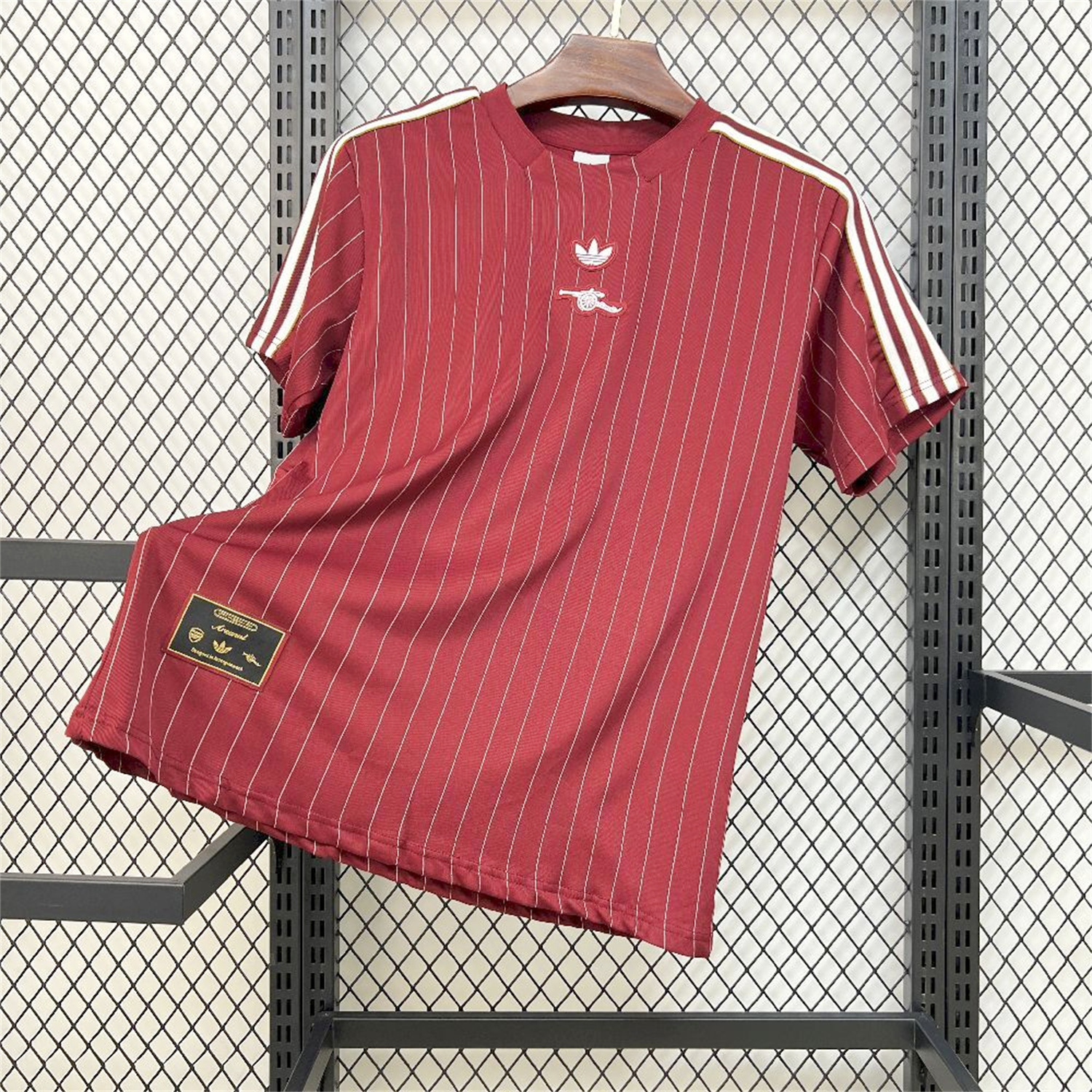 AlphaJersey-Arsenal 25-26 Trefoil White Lines Red Travel Jersey - Fans Version