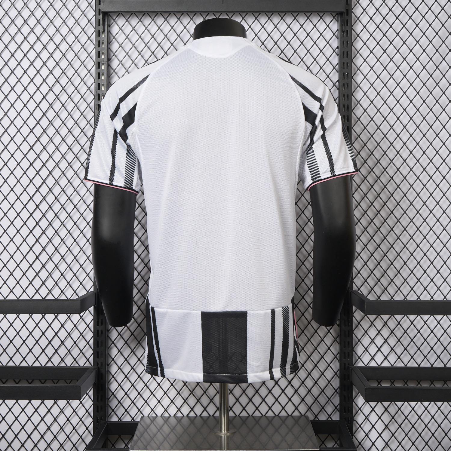 AlphaJersey-Juventus 25-26 Home Jersey With Chest Patch - Player Version