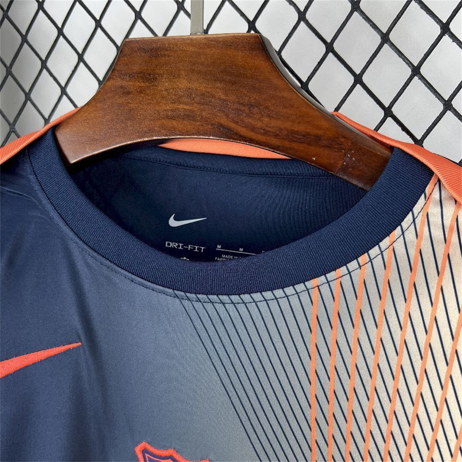 AlphaJersey-Barcelona 25-26 Pre-Match Training Jersey - Fans Version