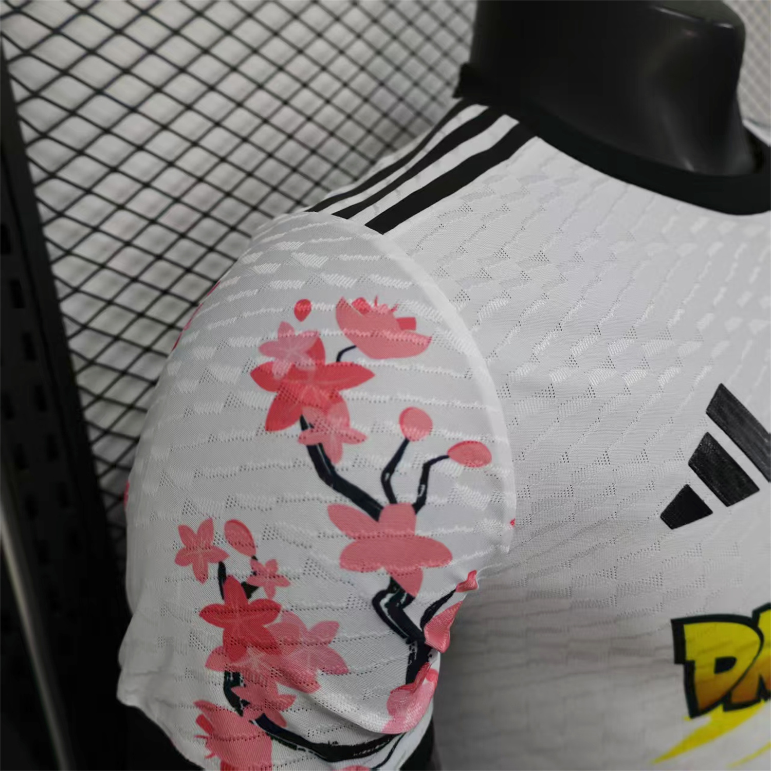 AlphaJersey-Japan 25-26 Dragon Ball Little Goku White Special Jersey - Player Version