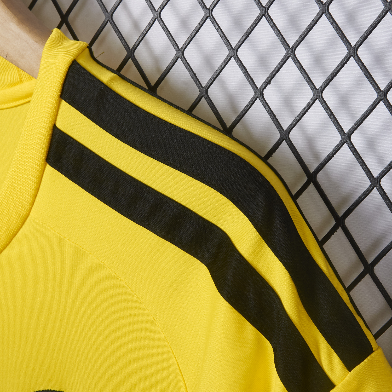 AlphaJersey-S-c-o.t l.a-n.d 2026 Yellow Goalkeeper Jersey - Fans Version