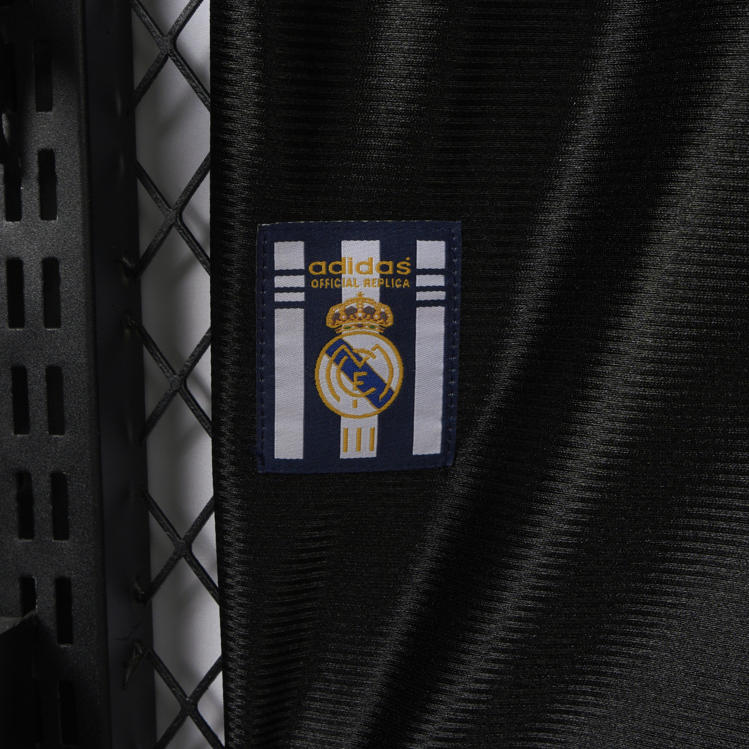 AlphaJersey-Retro Real Madrid 1999-01 Away Jersey