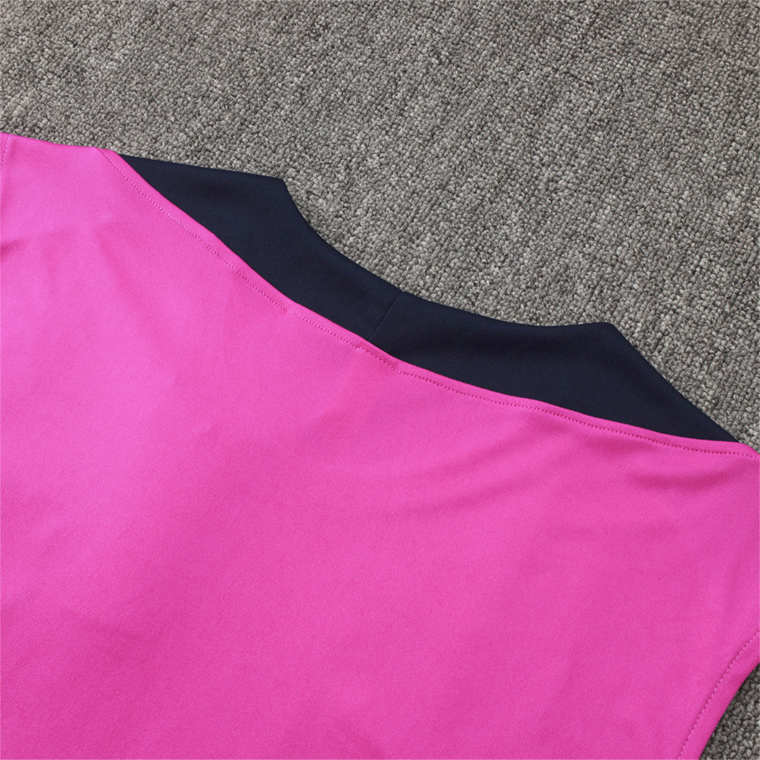 AlphaJersey-Barcelona 25-26 Vest Training Set - Purple Pink Vest and Black Shorts