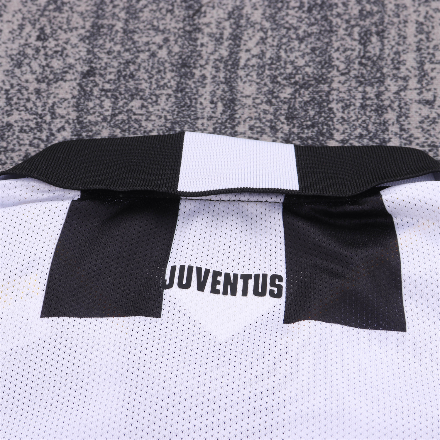 AlphaJersey-Retro Juventus 2014-15 Home Kids Kit
