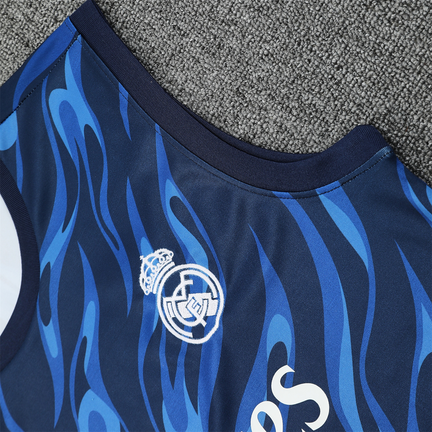 AlphaJersey-Real Madrid 25-26 Vest Training Set - Blue Water Pattern Top & Deep Blue Shorts
