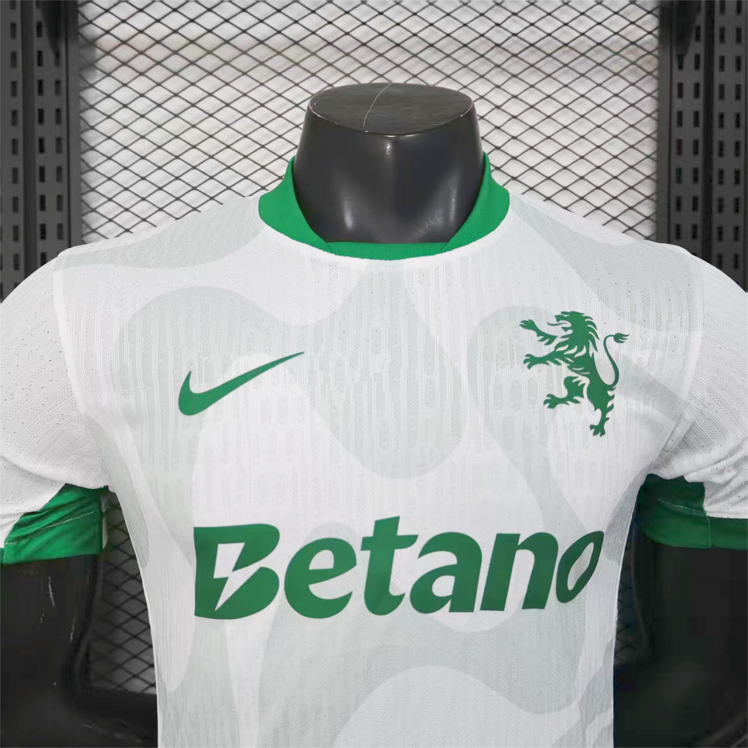 AlphaJersey-Sporting CP 25-26 Away Jersey - Player Version