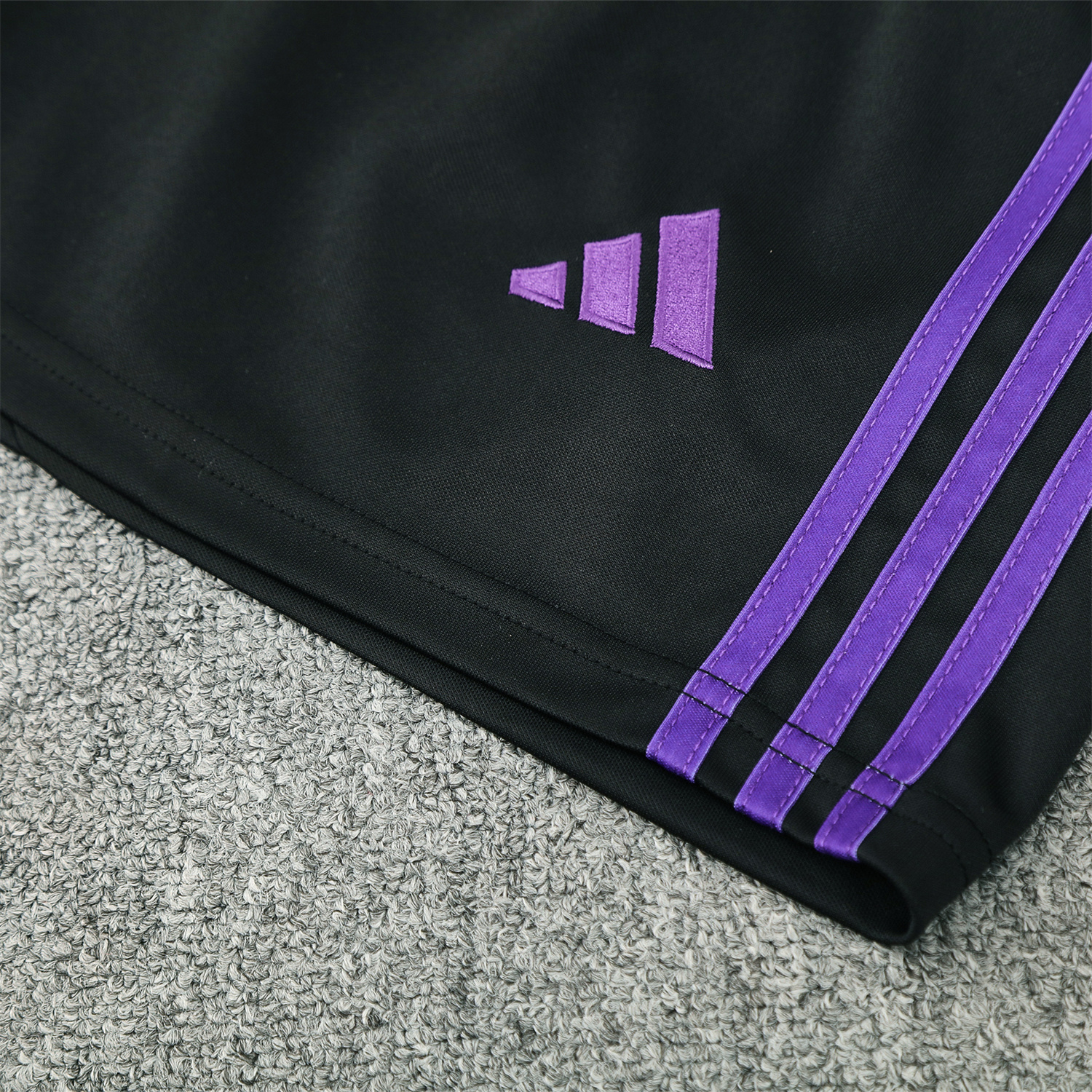 AlphaJersey-Real Madrid 25-26 Short-Sleeve Training Set - Blue Edge Black Top & Black Shorts