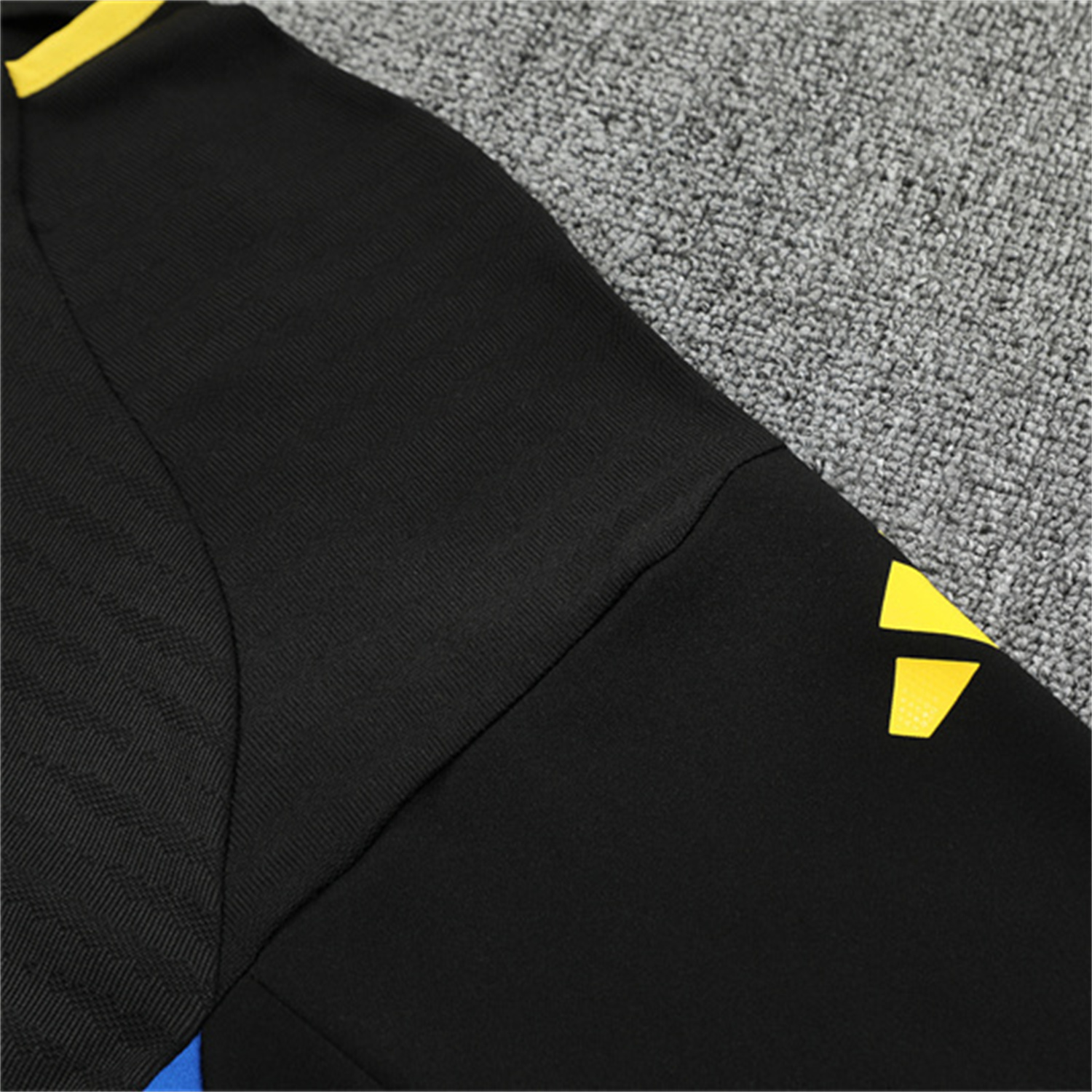AlphaJersey-Manchester United 25-26 Long Sleeve Training Set - Black Top & Black Pants