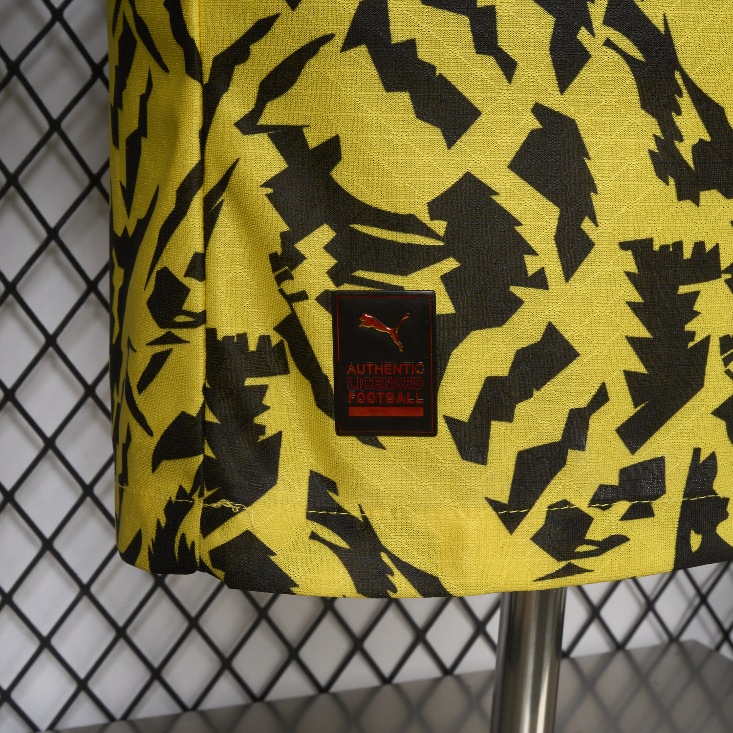 AlphaJersey-Dortmund 25-26 Black Disordered Texture Yellow Special Jersey - Player Version