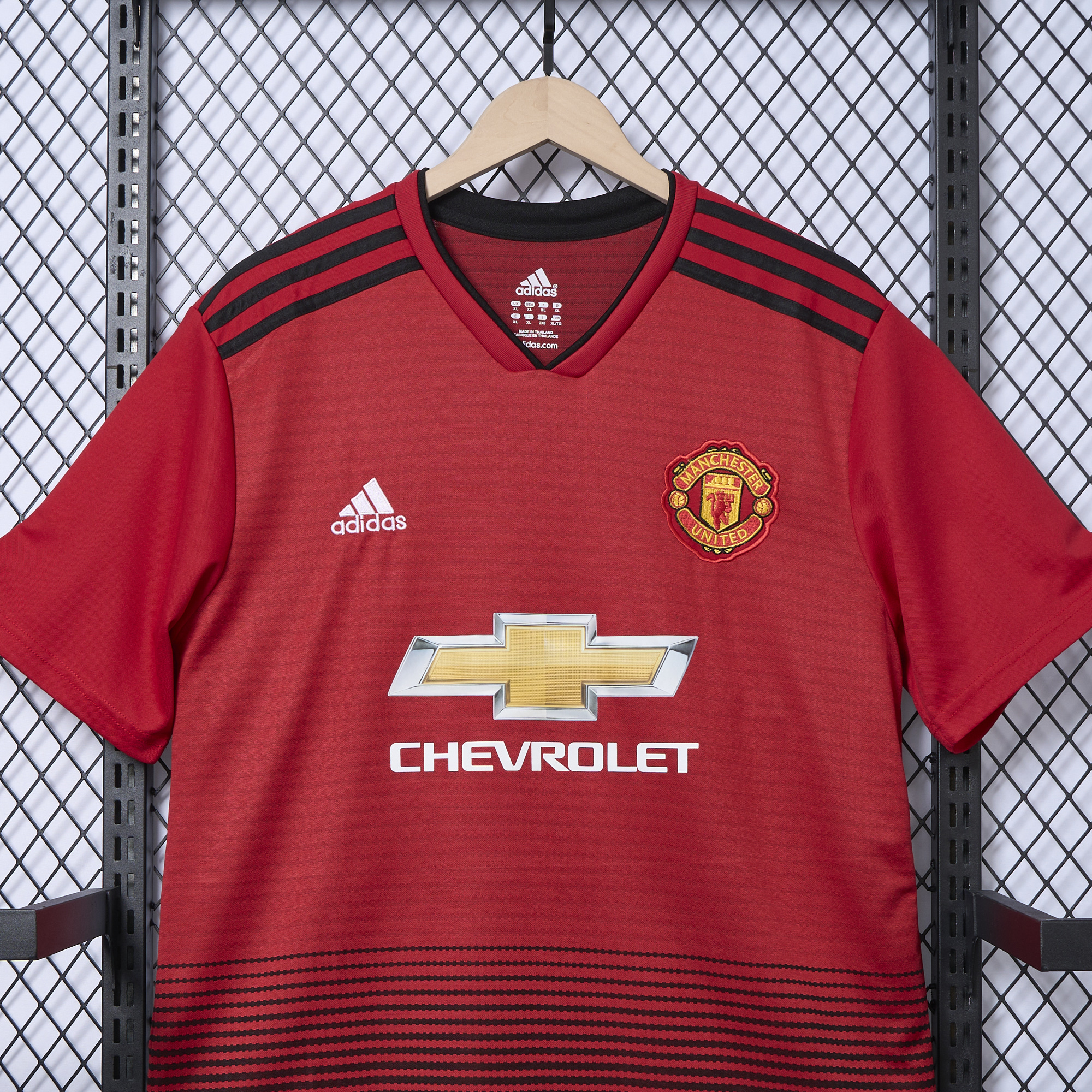 AlphaJersey-Retro Manchester United 18-19 Home Stadium Jersey