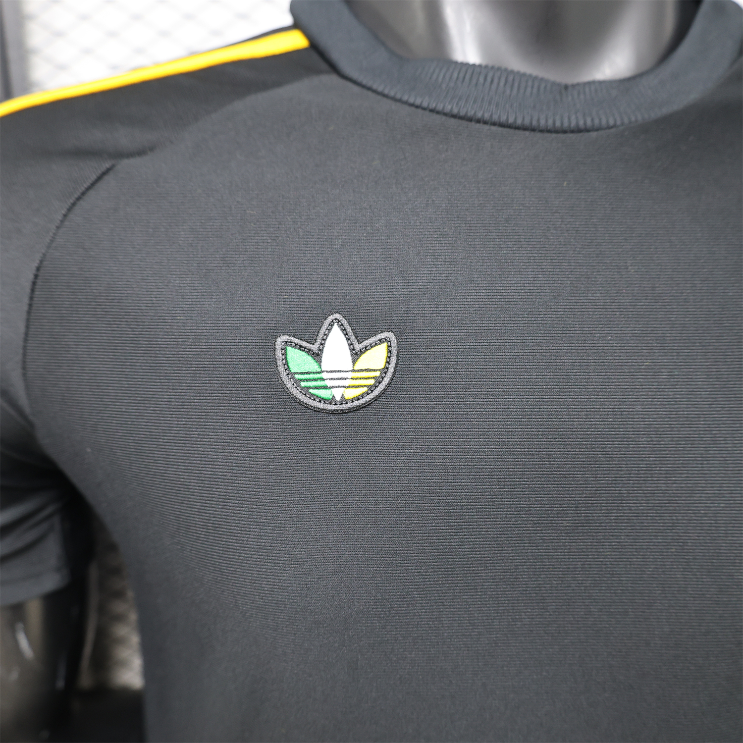 AlphaJersey-Celtic 25-26 Retro Style Casual Black Jersey - Player Version
