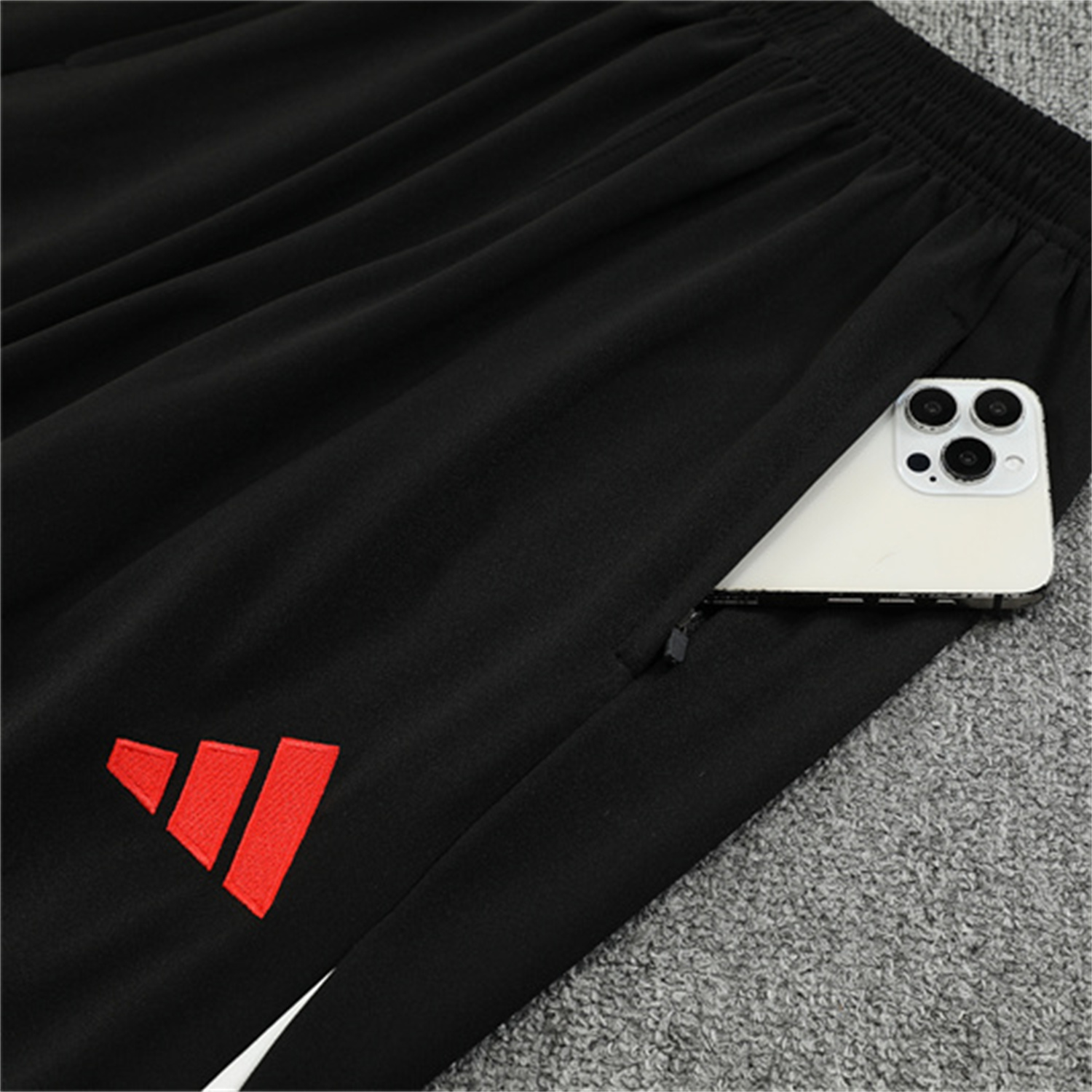 AlphaJersey-Liver.pool 25-26 Long Sleeve Training Set - Player Version - Black Top & Black Pants