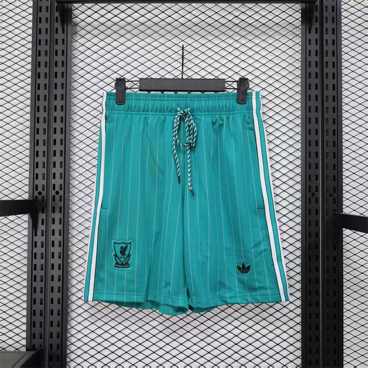 AlphaJersey-Liver.pool 25-26 Trefoil Cyan Travel Shorts - Player Version