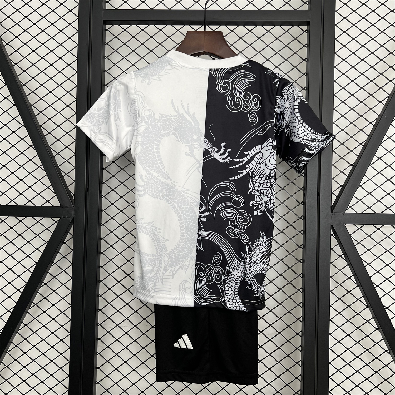 AlphaJersey-Real Madrid 25-26 Dragon White And Black Special Kids Kit