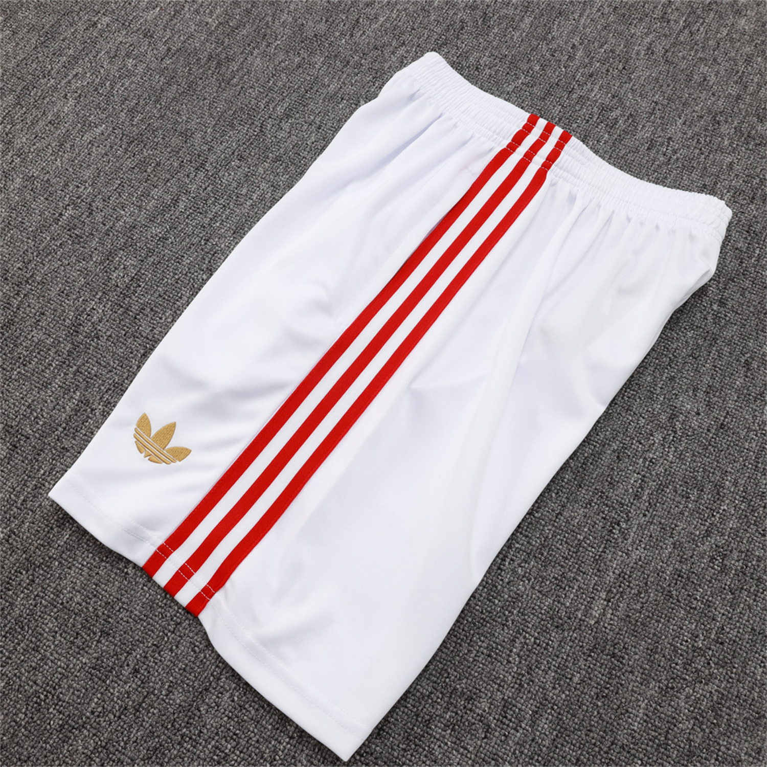 AlphaJersey-Bayern Munich 2025 125th Anniversary Vest Training Set - White Top and Shorts