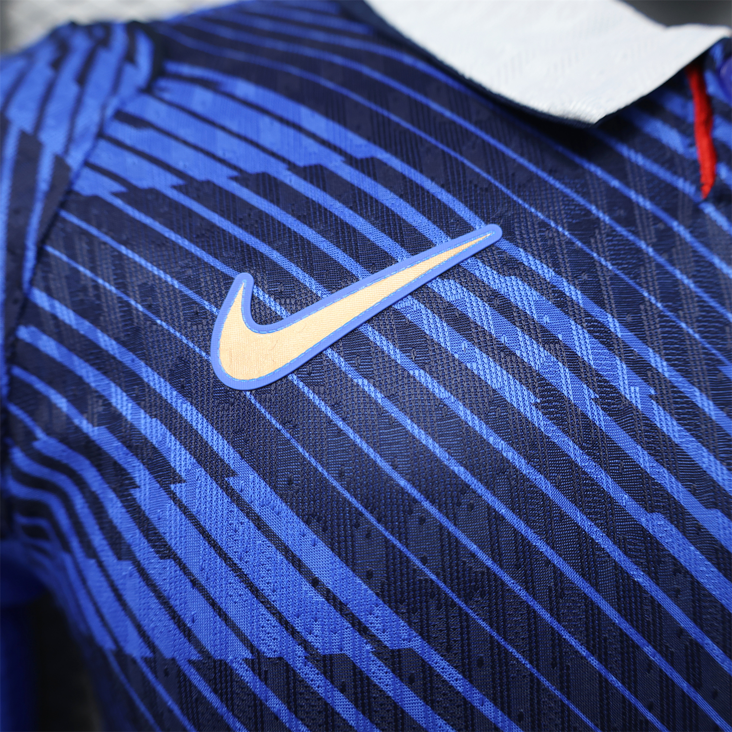 AlphaJersey-France 2026 Home Long Sleeves Jersey - Player Version