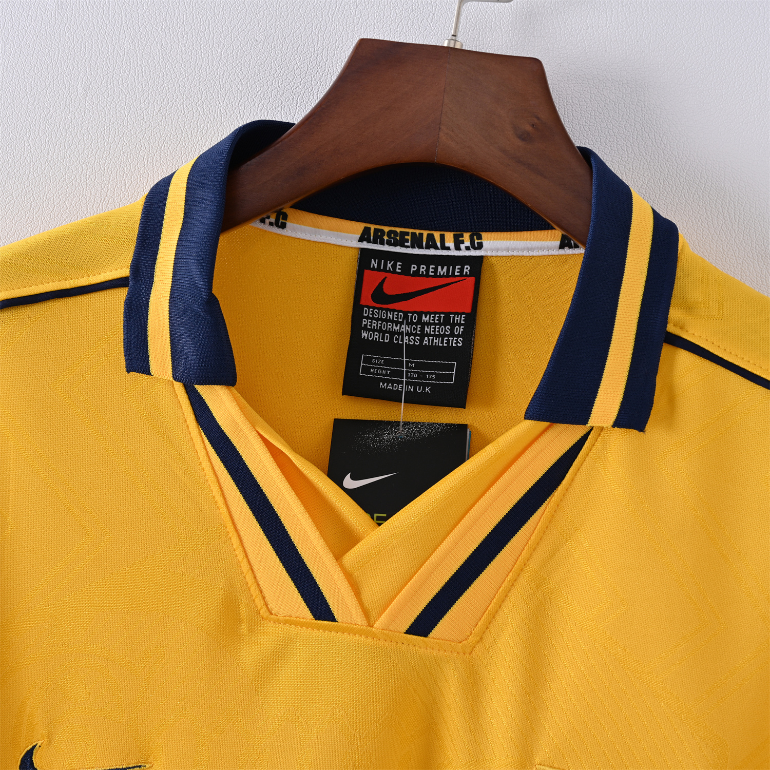 AlphaJersey-Retro Arsenal 1996-97 Away Jersey