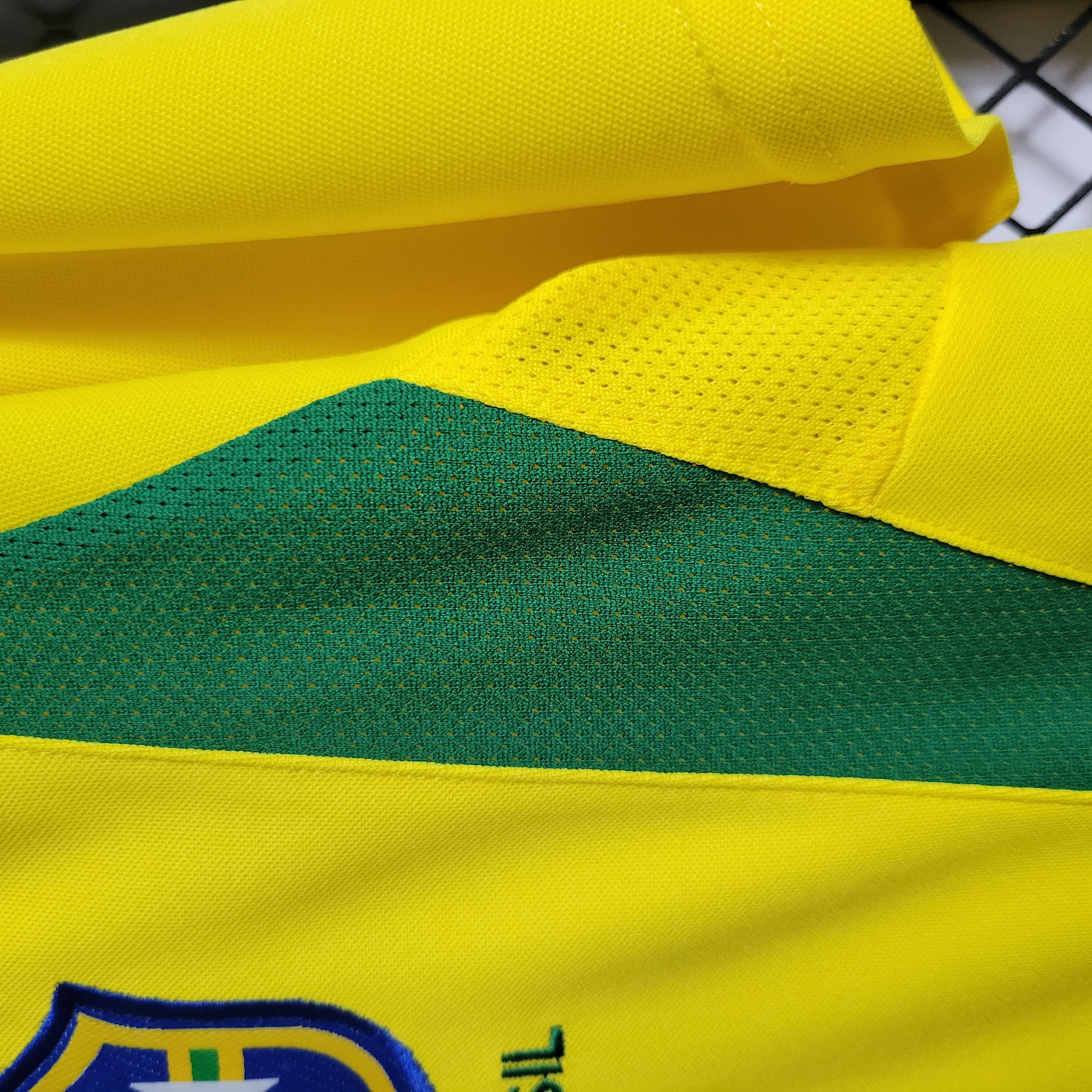 AlphaJersey-Retro Brazil 2002 Home Stadium Jersey