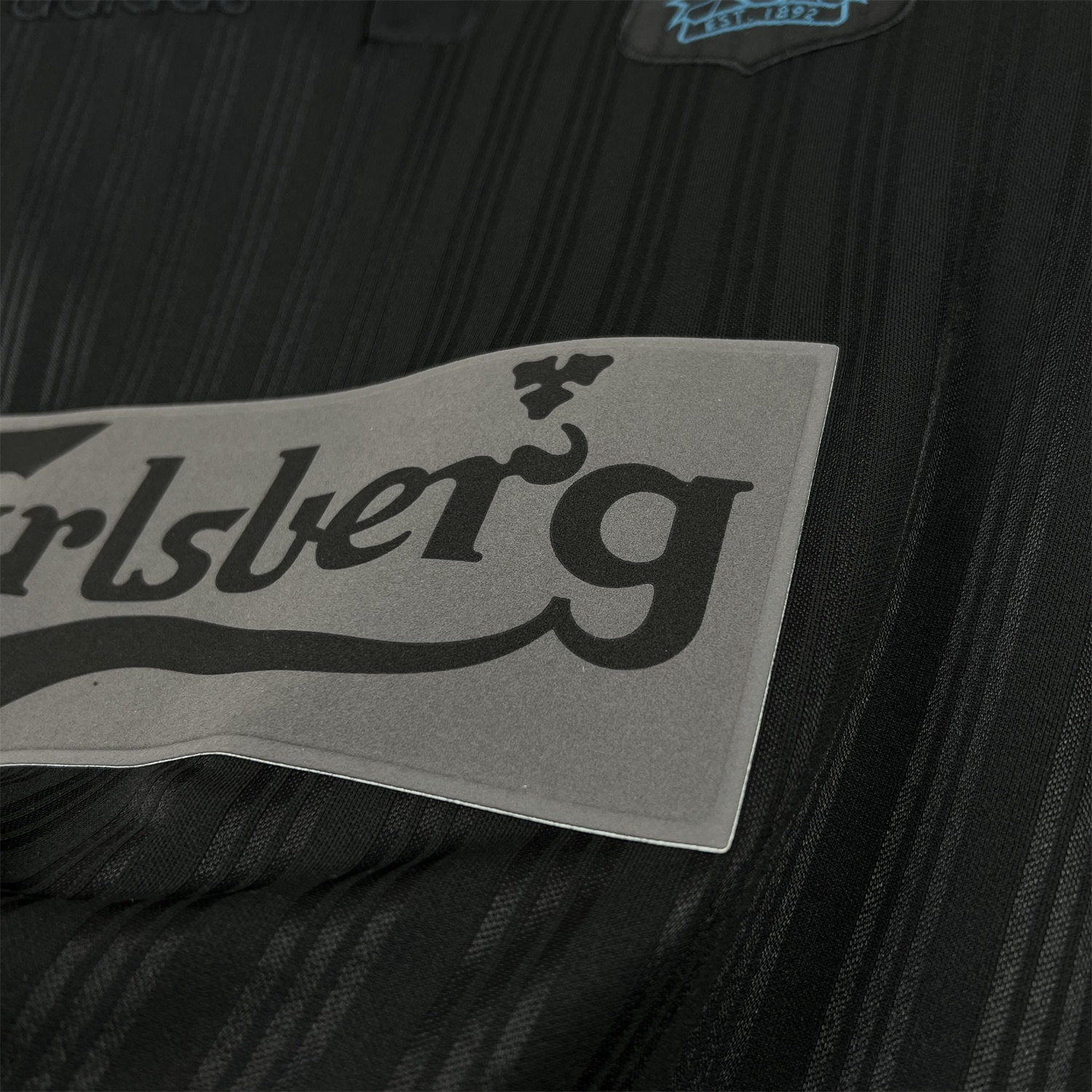 AlphaJersey-Retro Liver.pool 1995-96 Black Special Jersey