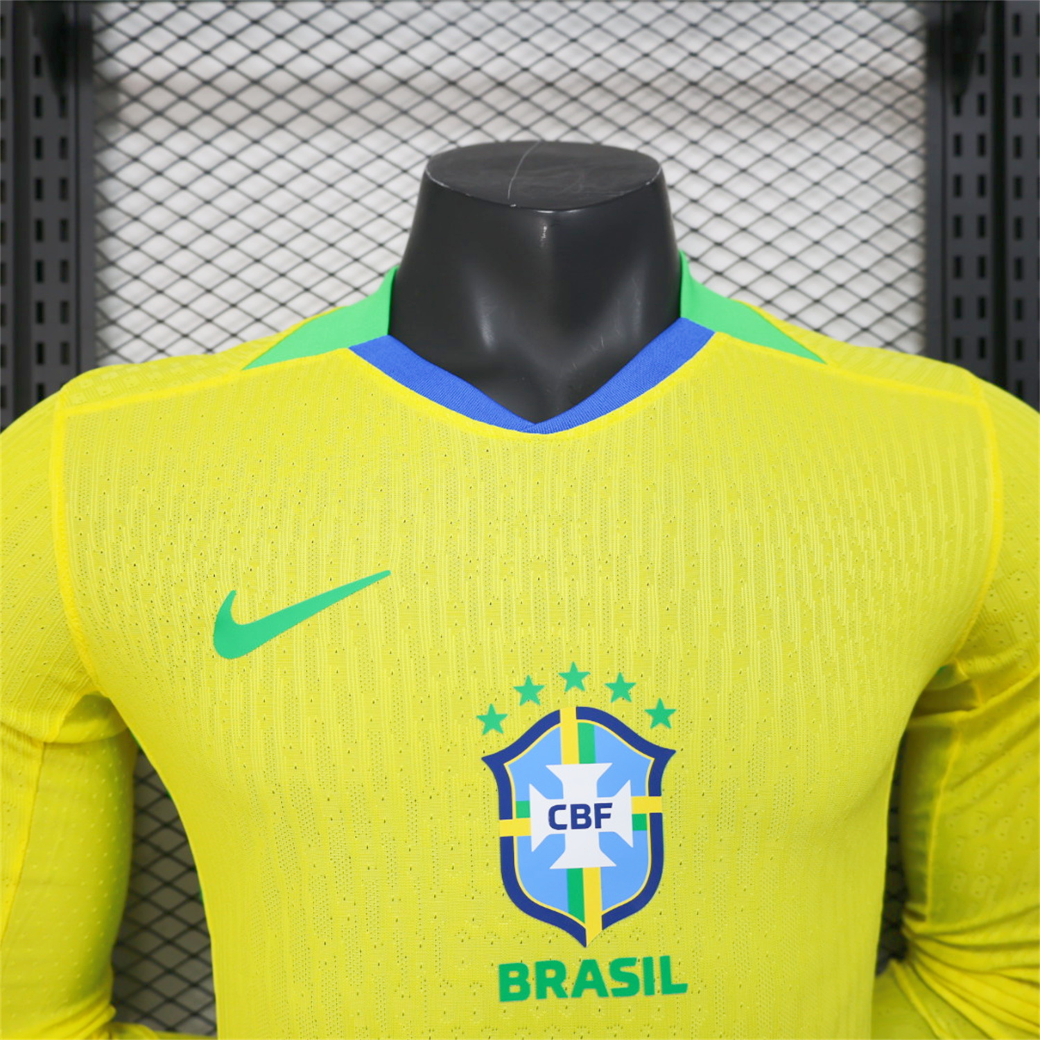 AlphaJersey-Brazil 2025 Women's Team Home Long Sleeves Jersey - Men's Player Version