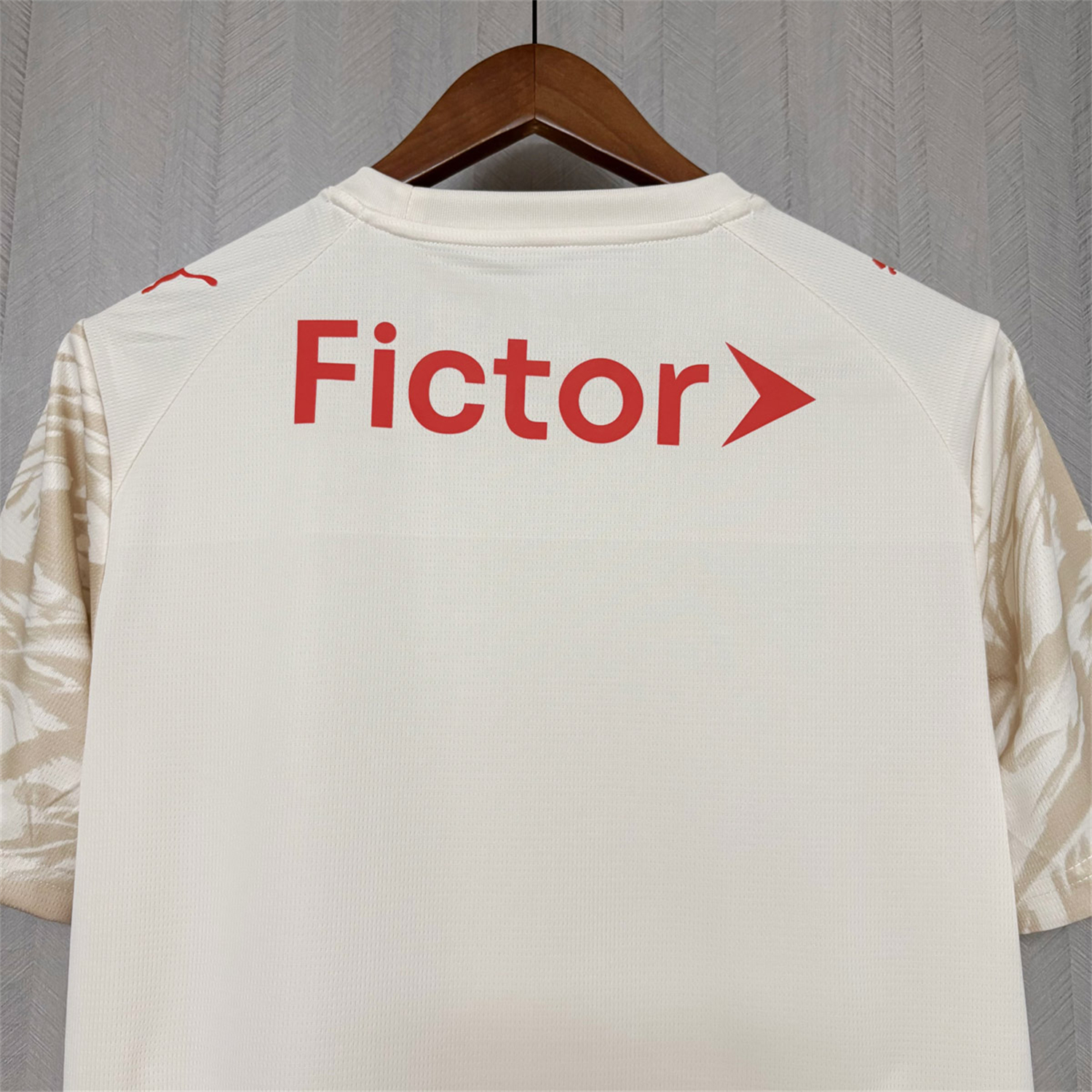 AlphaJersey-Palmeiras 26-27 Off-White Goalkeeper Jersey - Fans Version