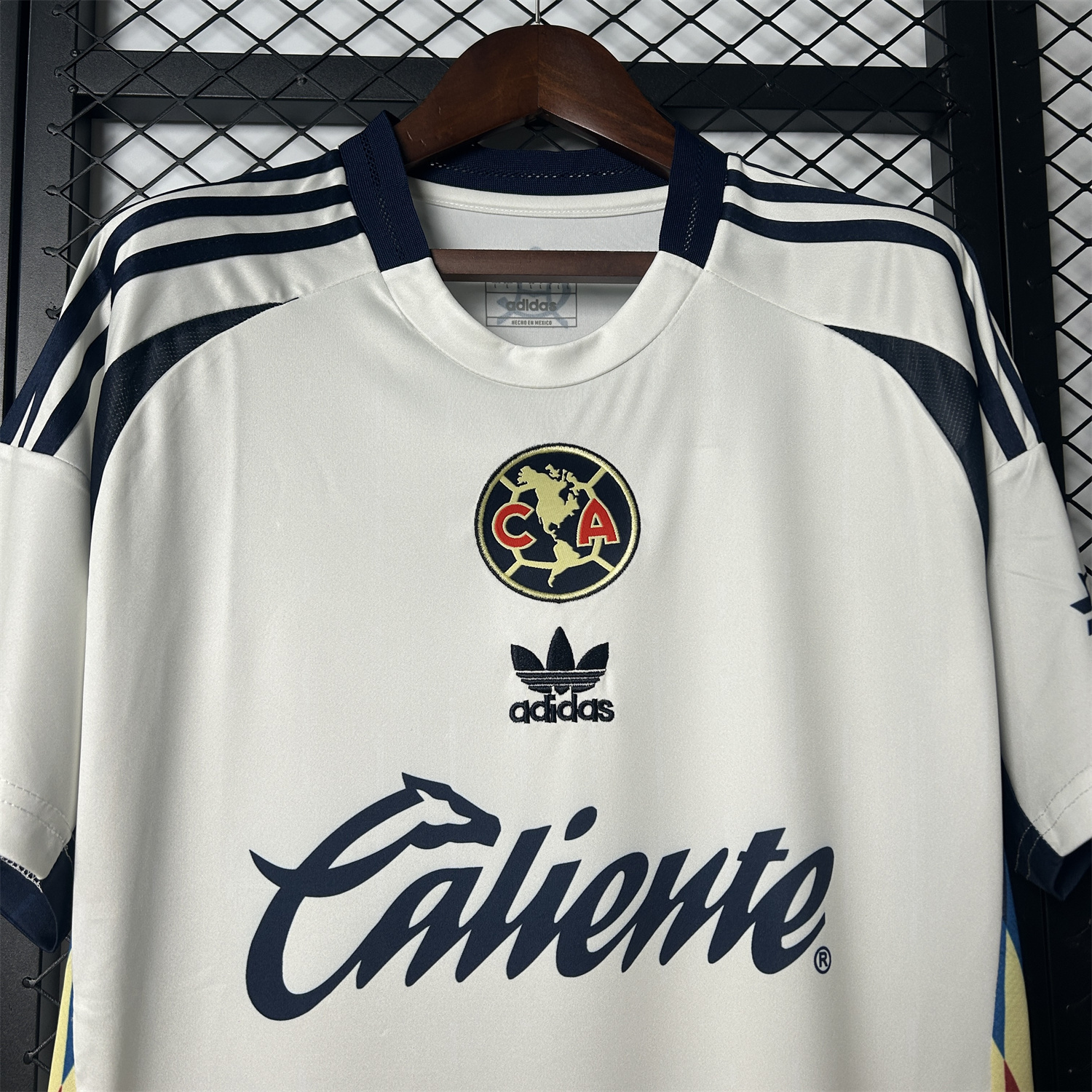 AlphaJersey-Club América 25-26 White Throwback Trefoil Special Edition Jersey - Fans Version