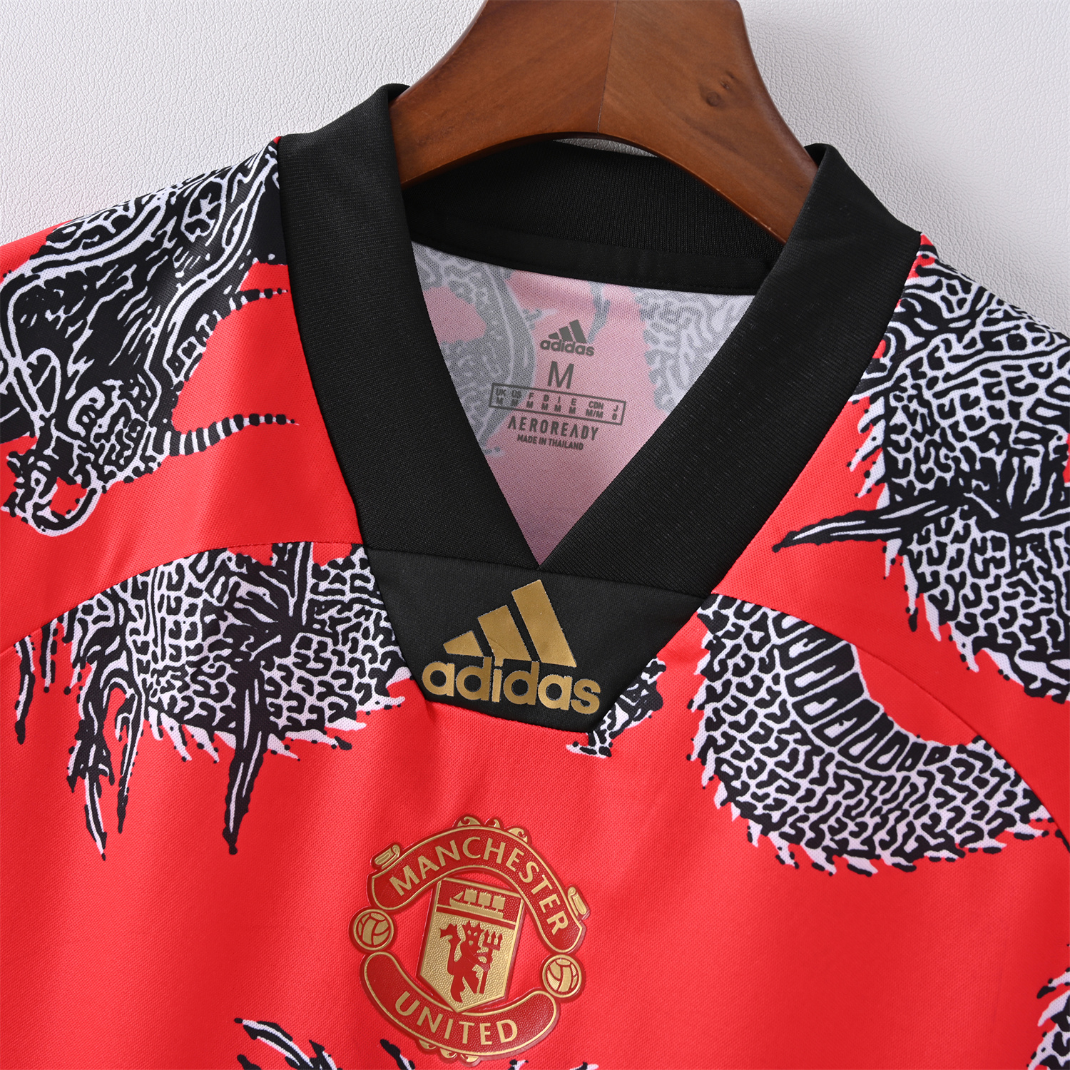 AlphaJersey-Retro Manchester United 2019-20 Chinese New Year Special Edition Jersey
