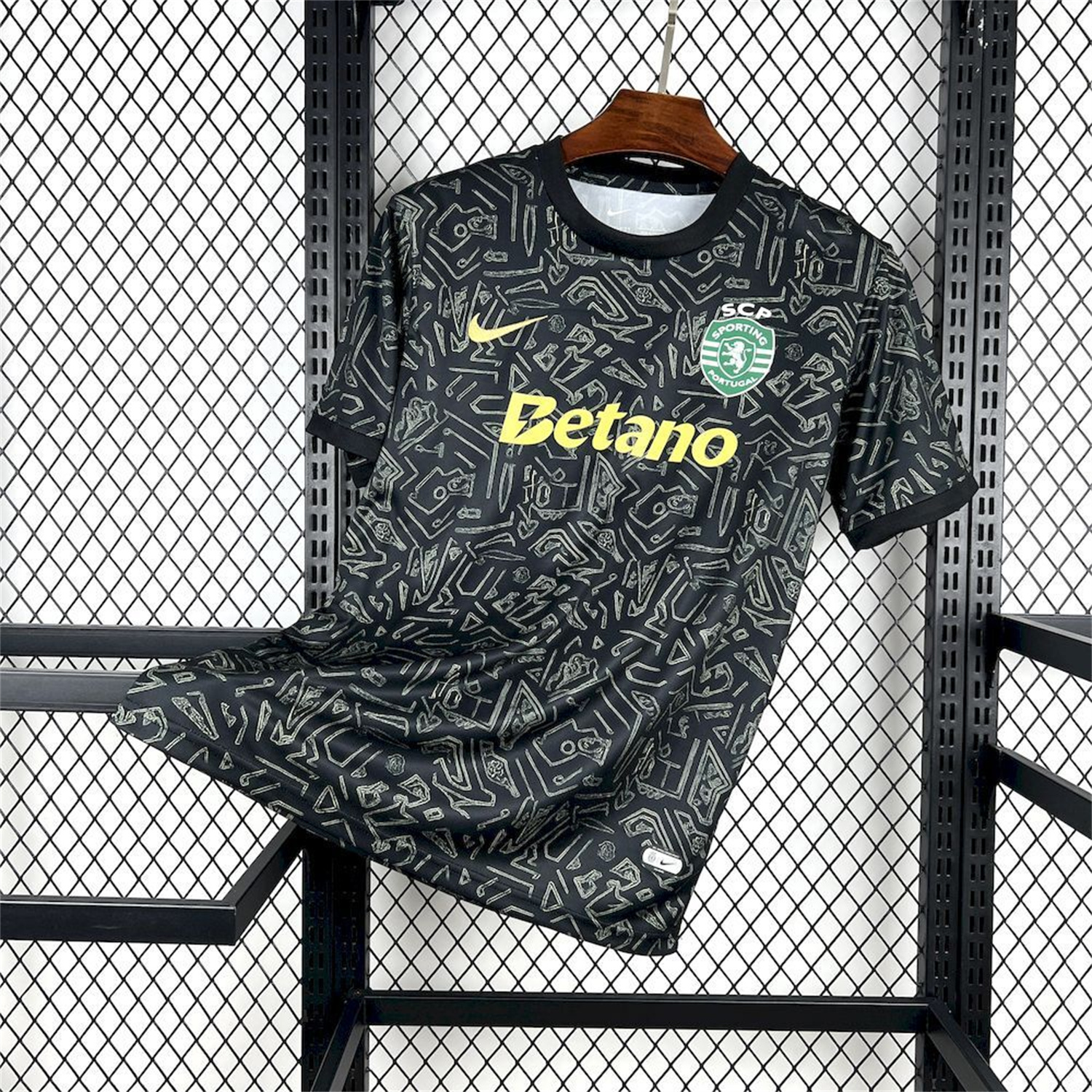 AlphaJersey-Sporting CP 25-26 Symbol Design Black Special Jersey - Fans Version