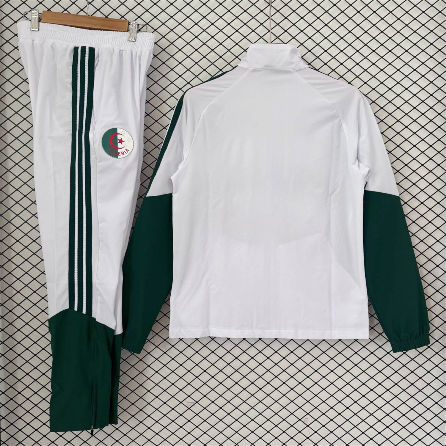 AlphaJersey-Algeria 25-26 Windbreaker Training Set - White With Black Top and Pants