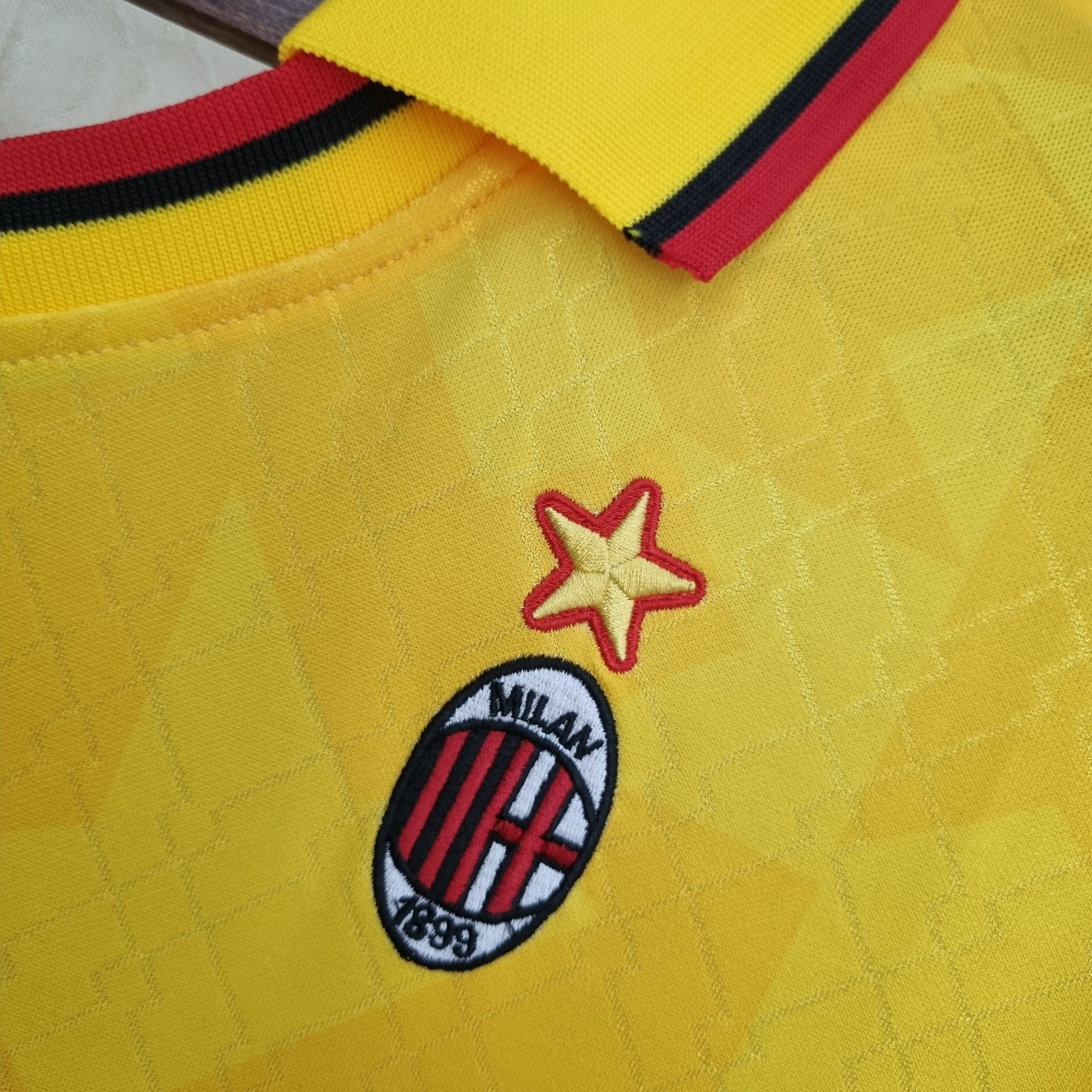 AlphaJersey-Retro AC Milan 95-96 Third Jersey